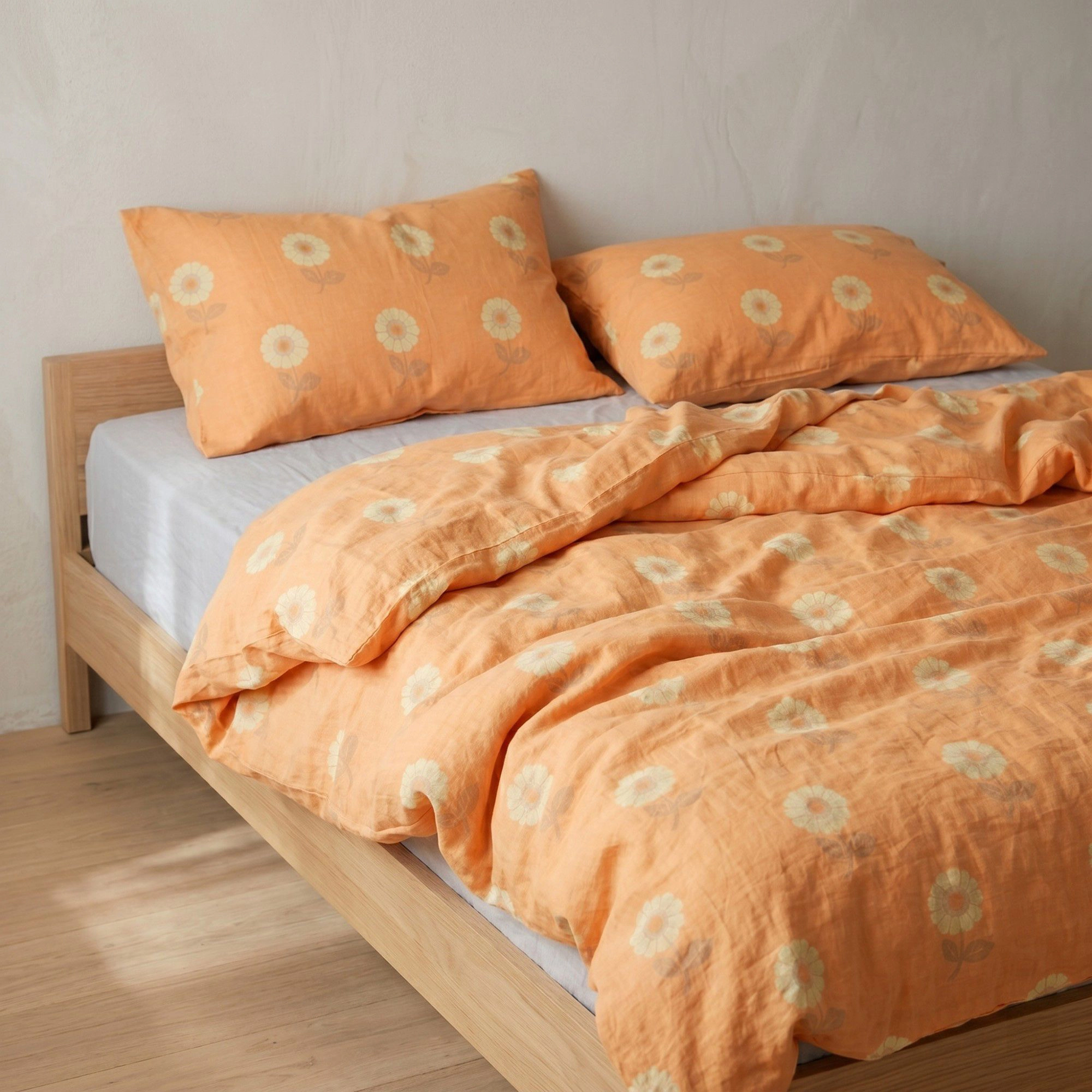 Alilang Unisex 4-Piece Cotton Bedding Set with Floral Print Duvet Cover, Pillowcases, and Flat Sheet for a Bright and Ch