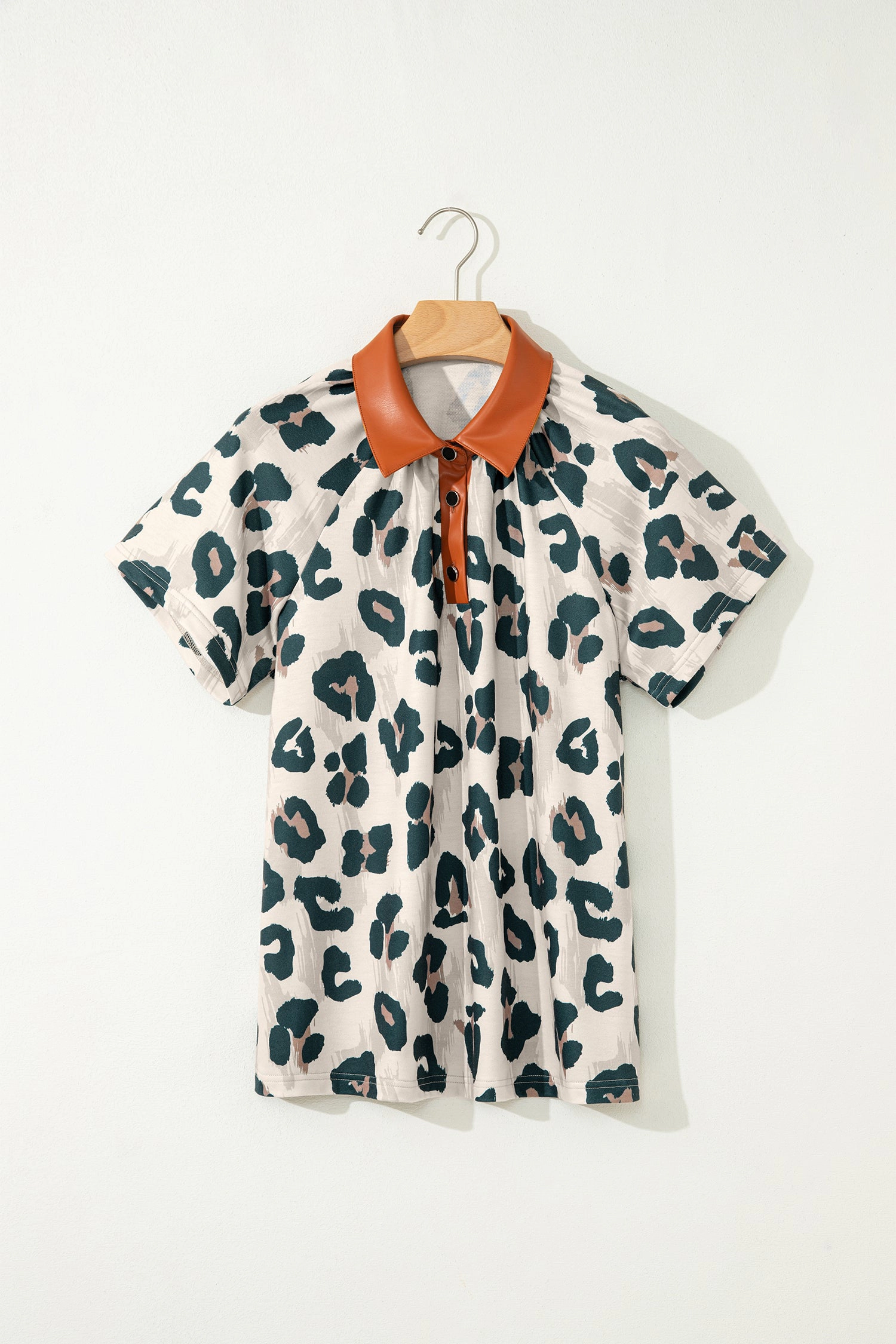 Threaded Pear Women's Madelynn Collared Short Sleeve Blouse