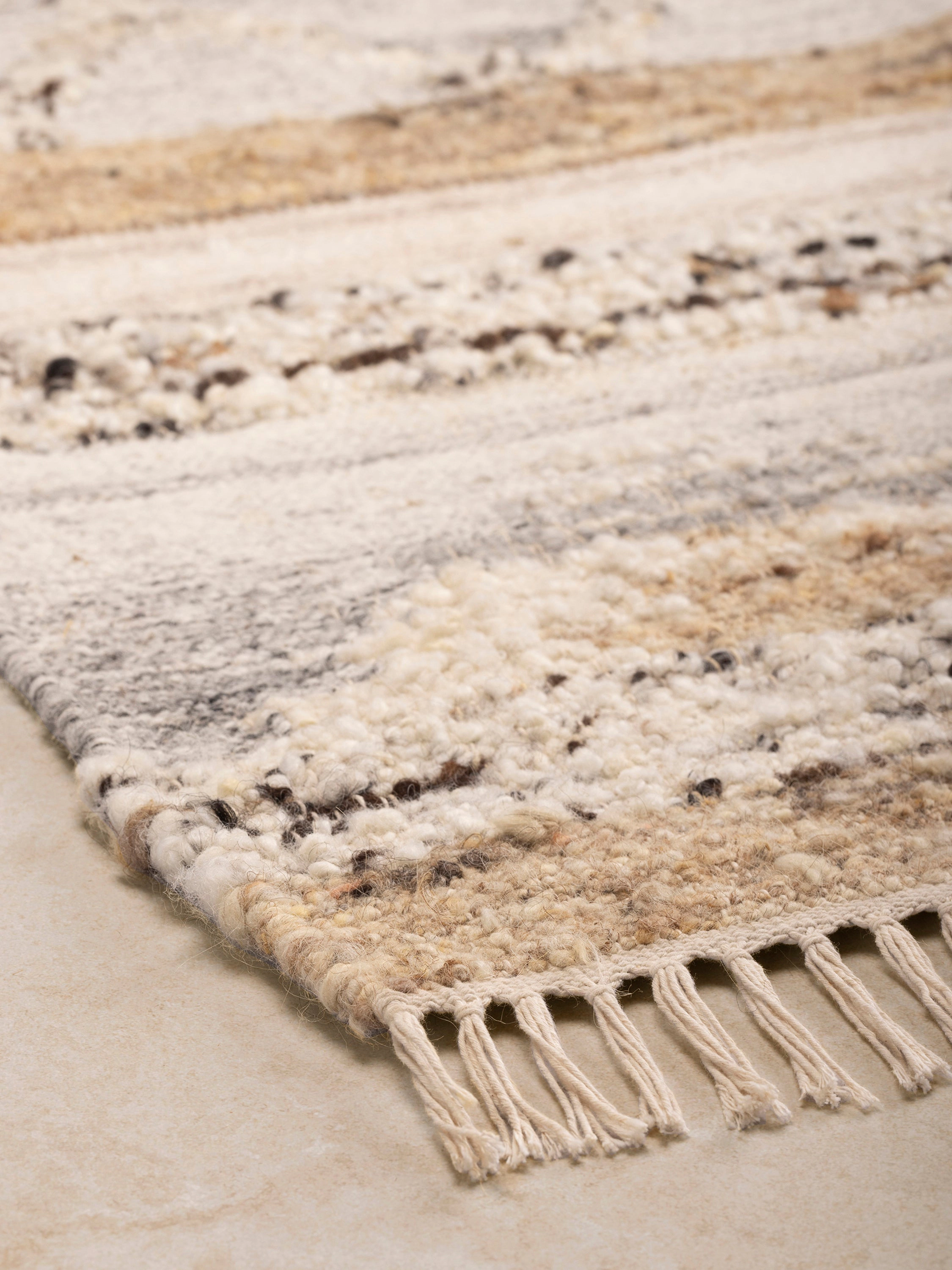 GAURI KOHLI Anapolis Area Rug 5'x8'