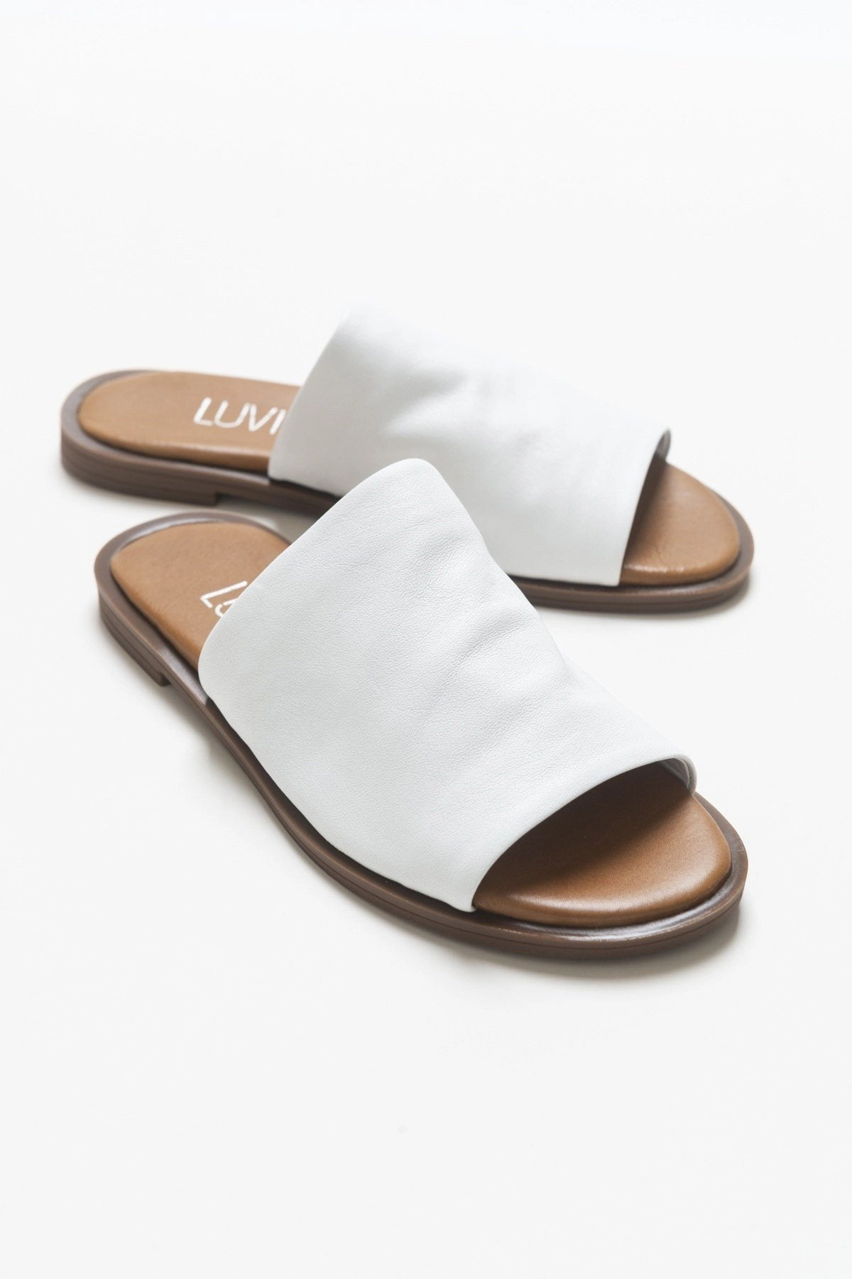 Forever & Always Womens Clau Leather Sandals