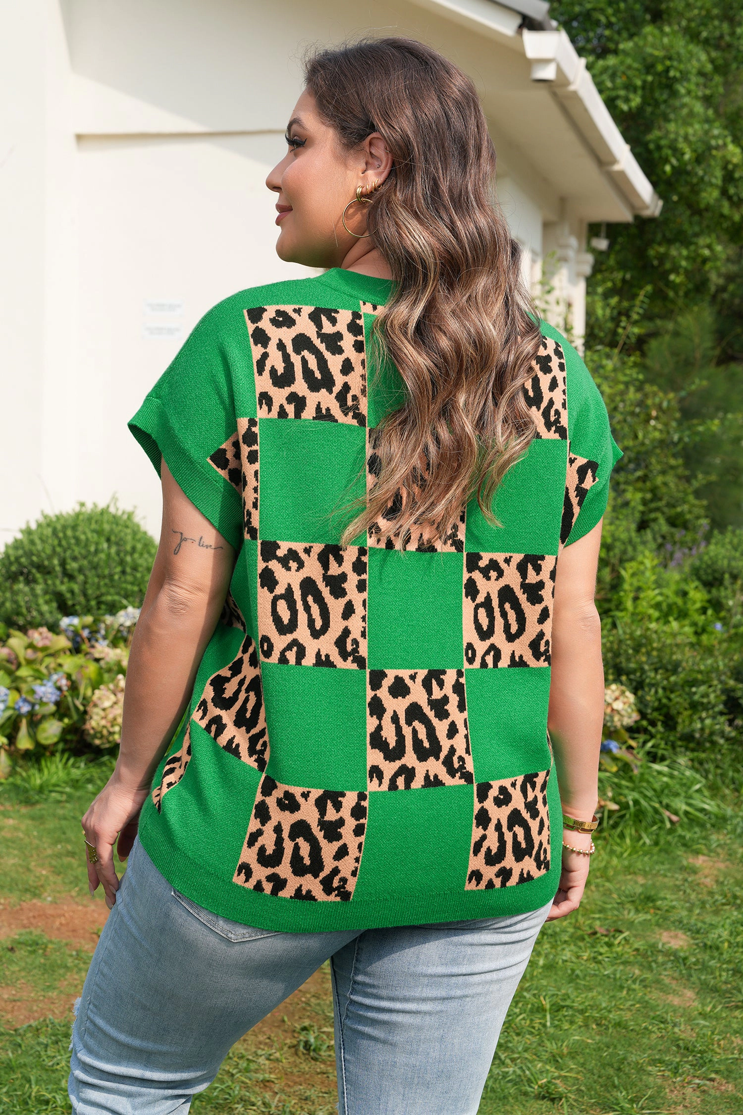 Threaded Pear Women's Cattleya Checkered Short Sleeve PLUS Sweater