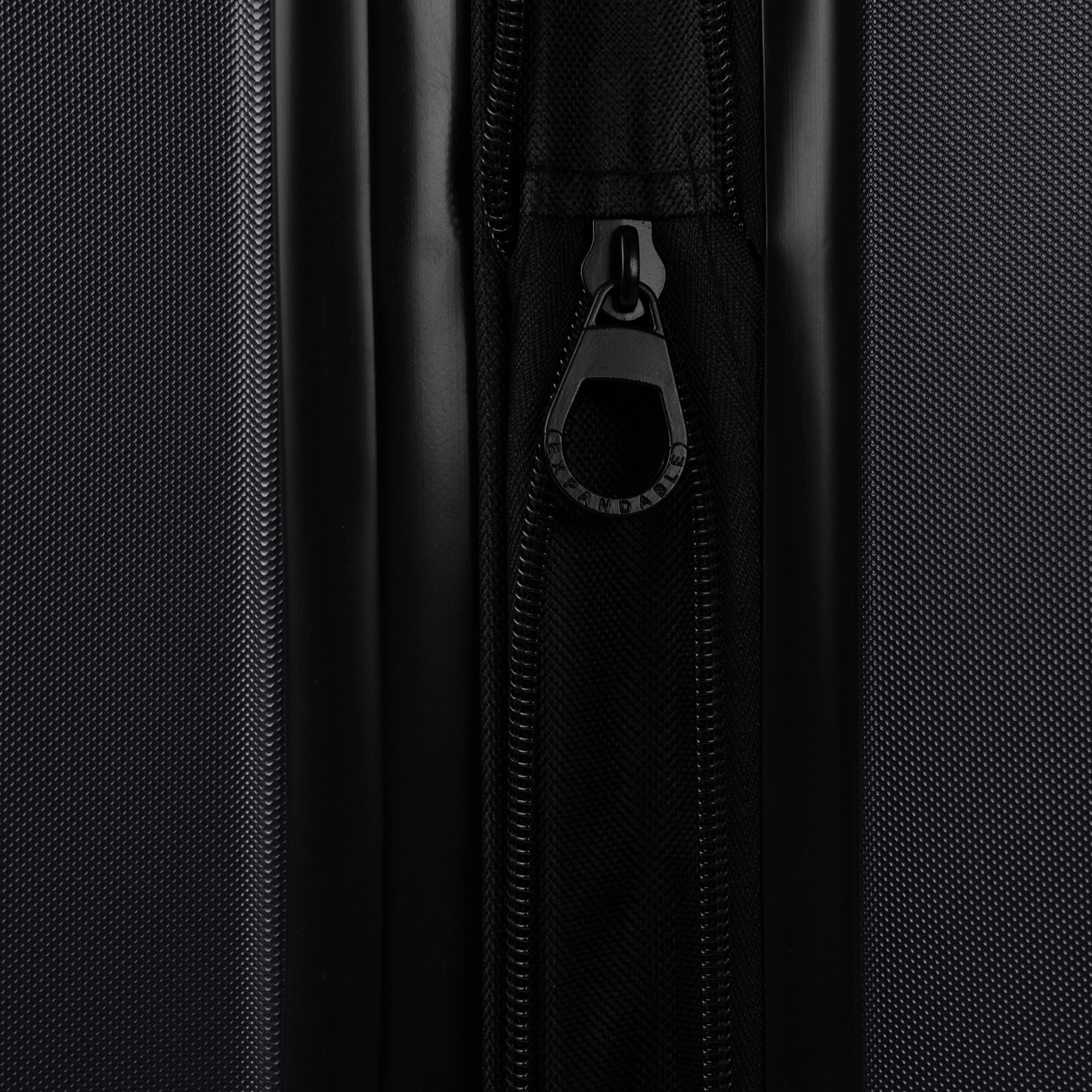 Swiss Mobility SFO 3 Piece Hardside Spinner Luggage Set