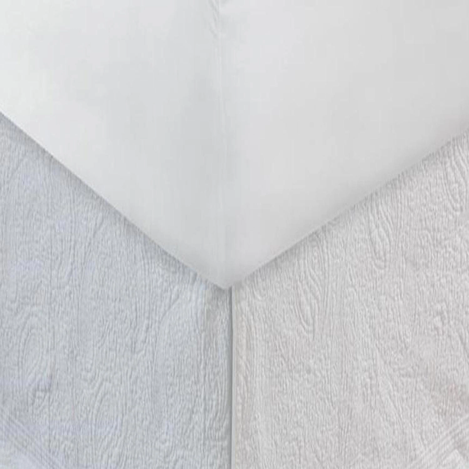 Greenland Home Fashion Paisley Quilted Bed Skirt 18" - Full 54x75", White
