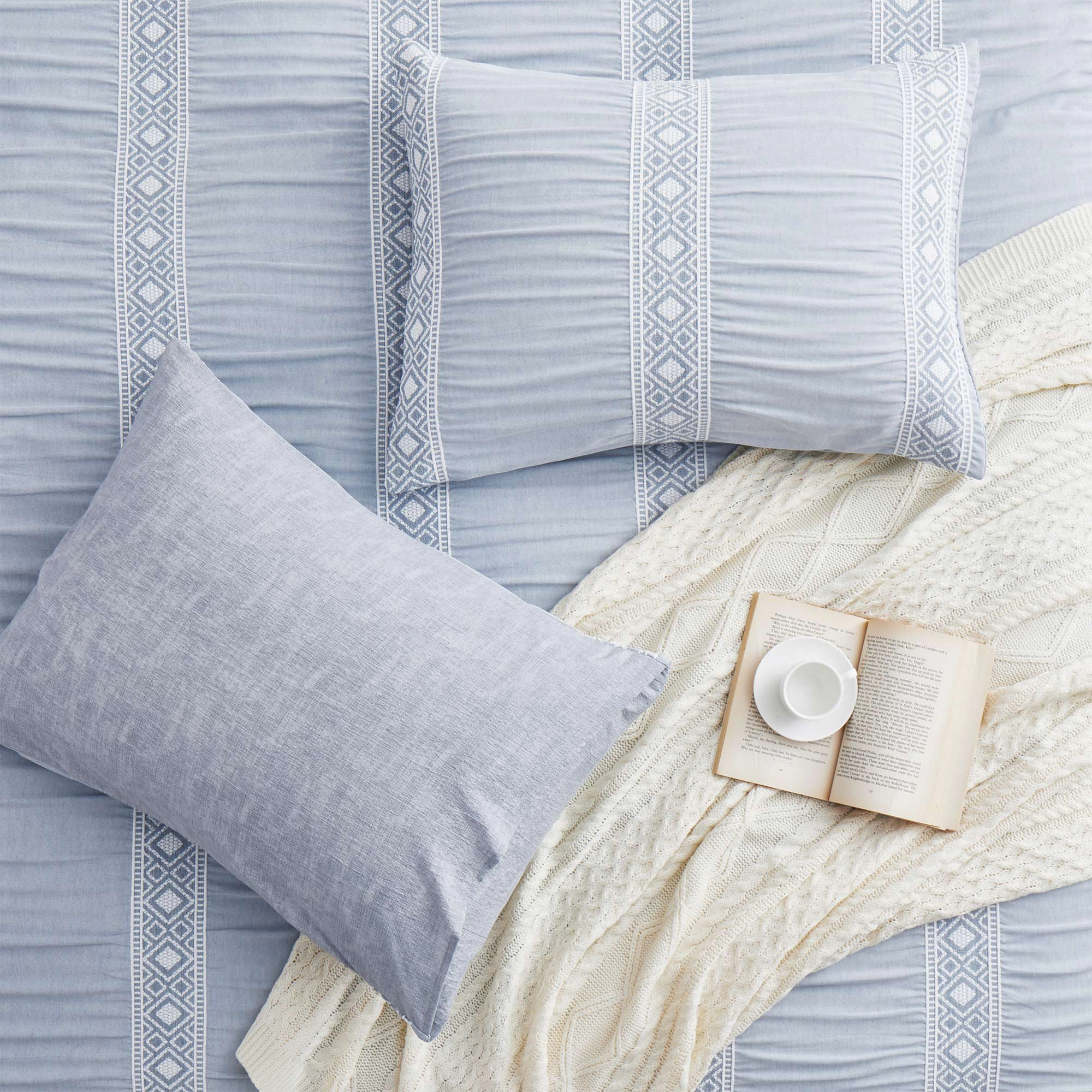 Unikome Soft Comfy Bedding Duvet Cover Set with Pillowcase