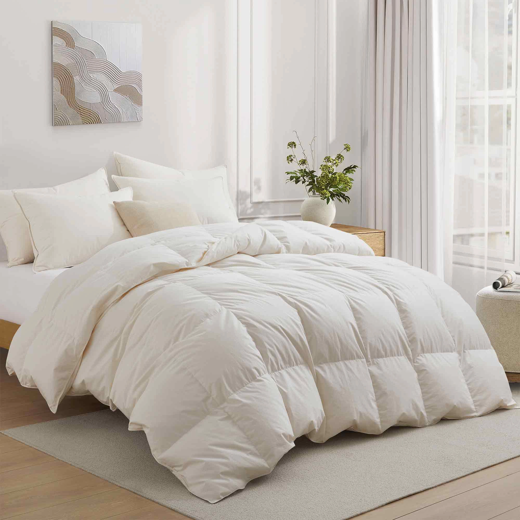 Puredown Selected All Season Down Comforter with 100% Organic Cotton Shell