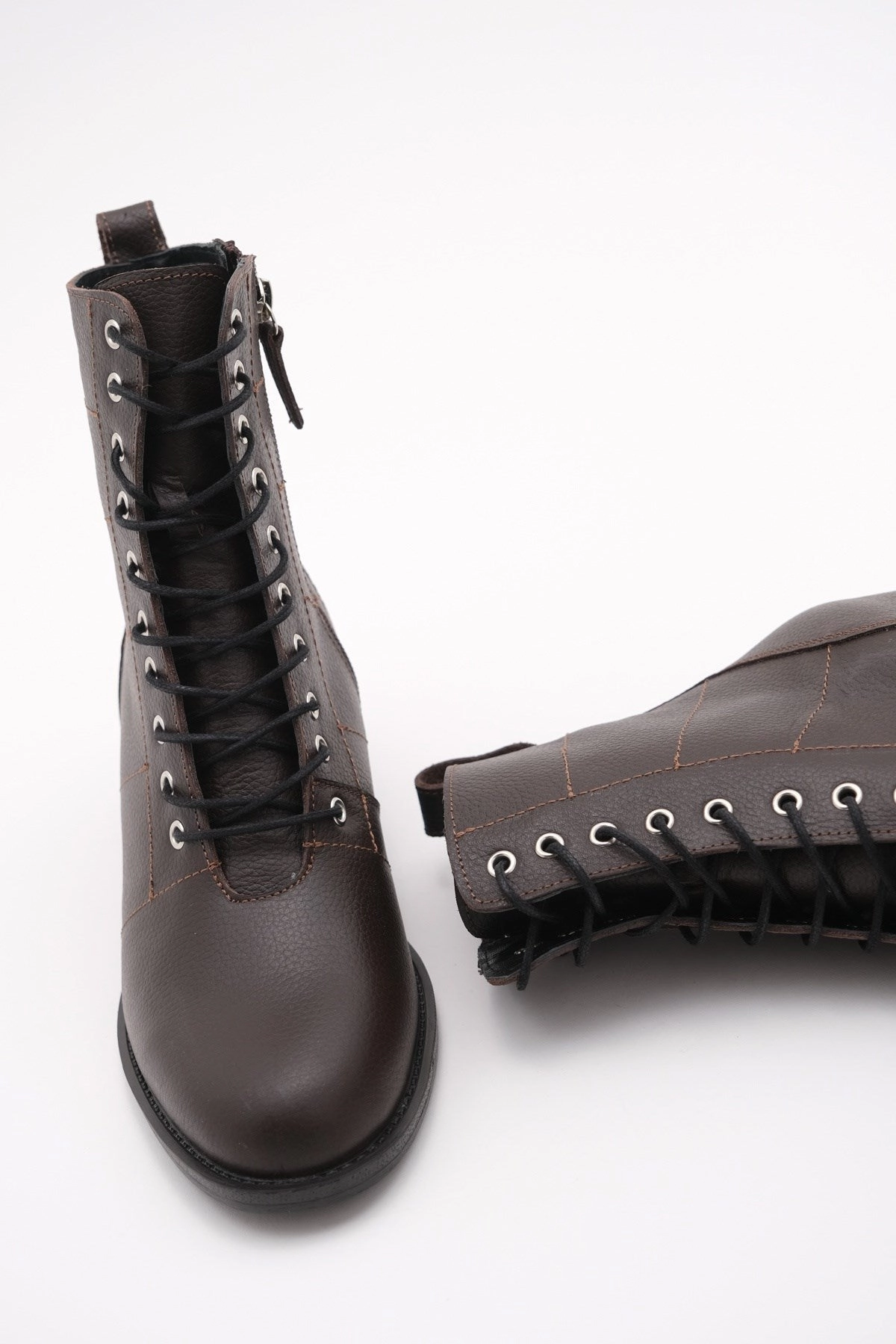 Forever & Always Womens Tivona Leather Boots