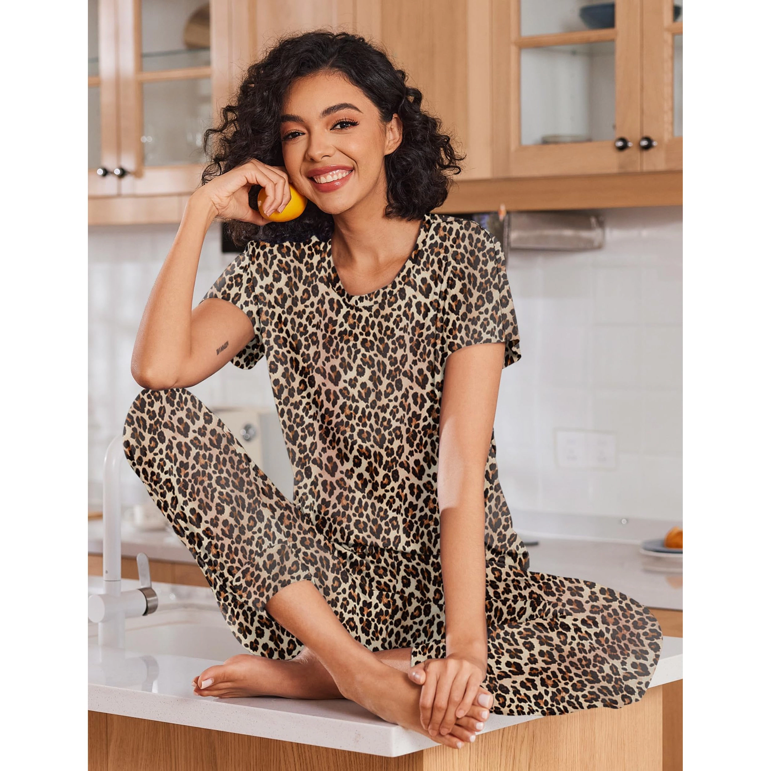 Ekouaer Women's Crew Neck Short Sleeve Top and Pants Lounge Set