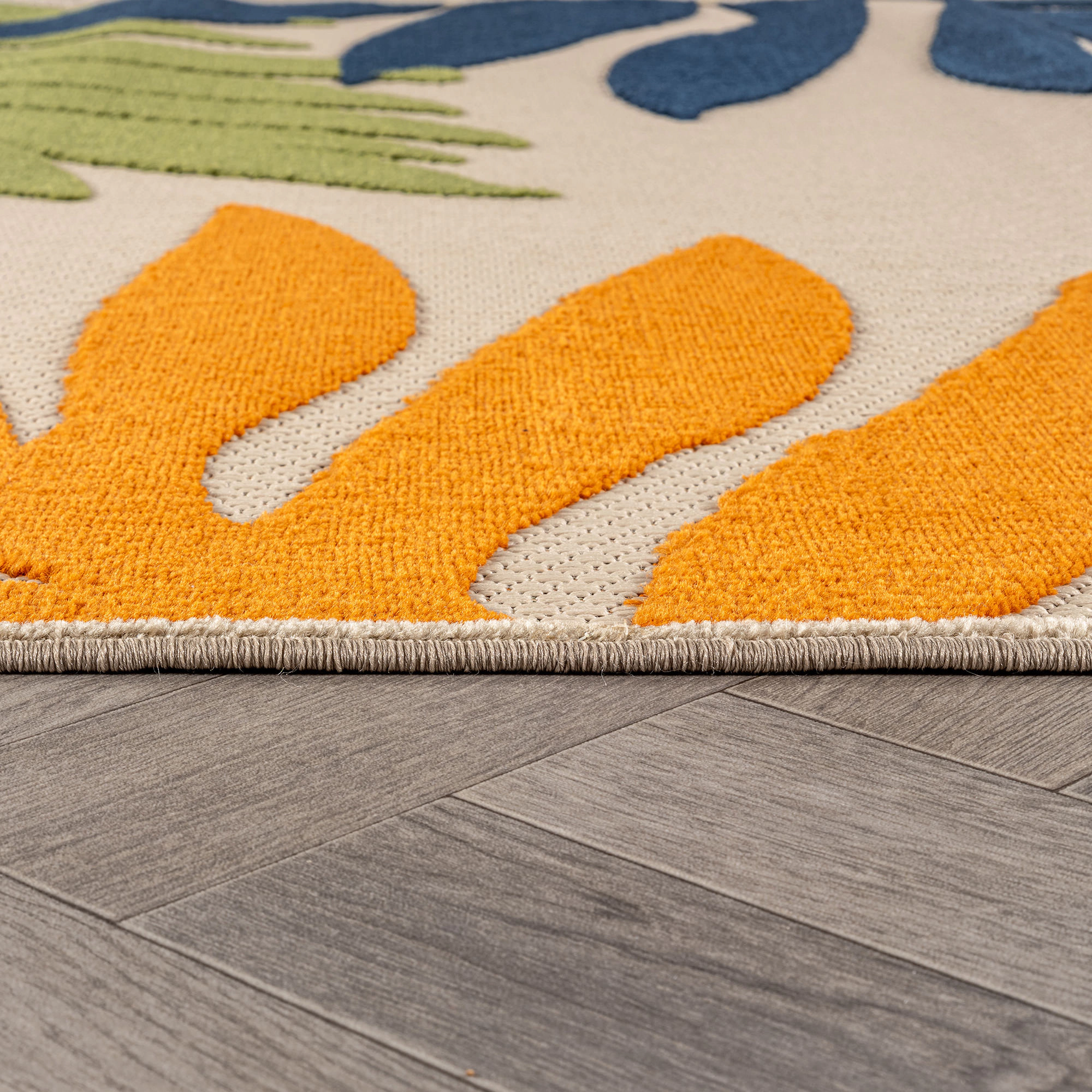 World Rug Gallery Indoor/Outdoor High-Low Textured Area Rug, Palm Ivory/Multi, Easy-Clean Patio