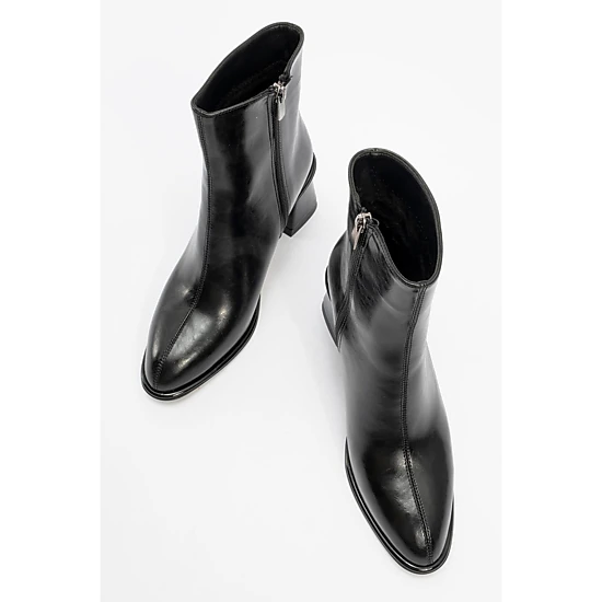 Prologue Shoes Womens Maura Block Heel Boot