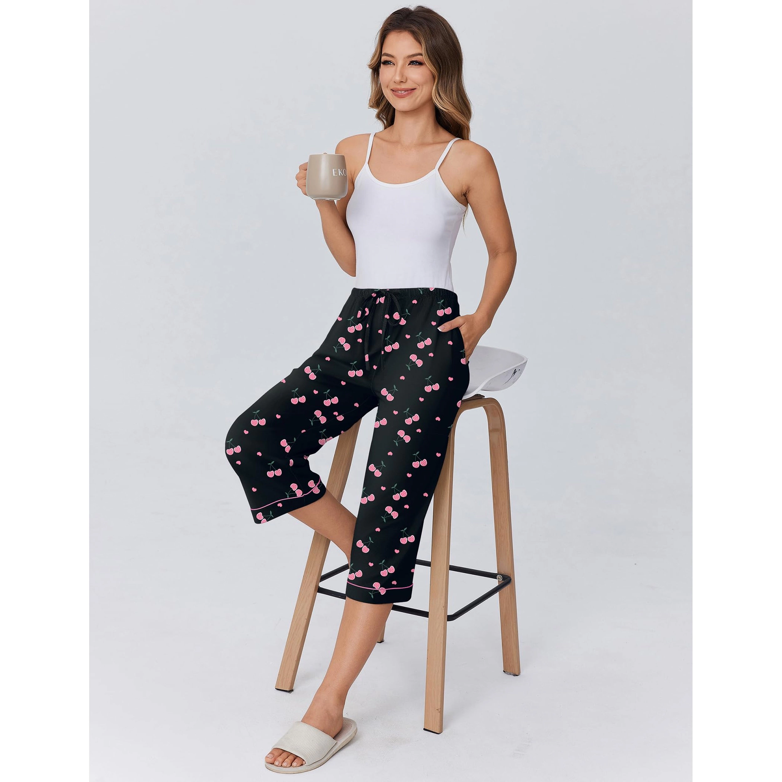 Ekouaer Womens Pajamas Pants Capri Pj Bottoms with Pockets Comfy Drawstring Printed Lounge Soft