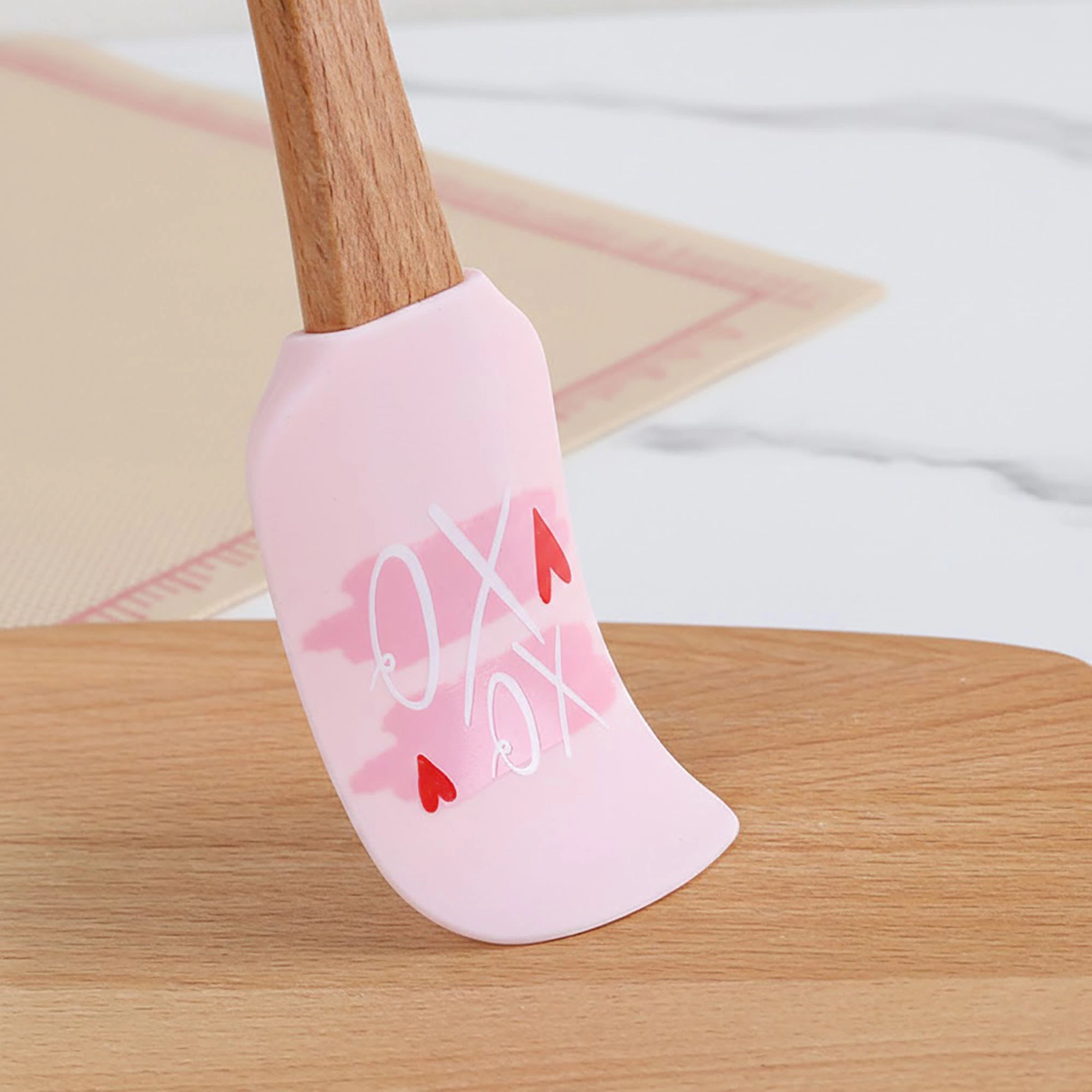 Alilang Women Silicone Spatula Set XO Heart Print Wooden Handle Heat Resistant Baking Mixing Kitchen Tools 3 Piece