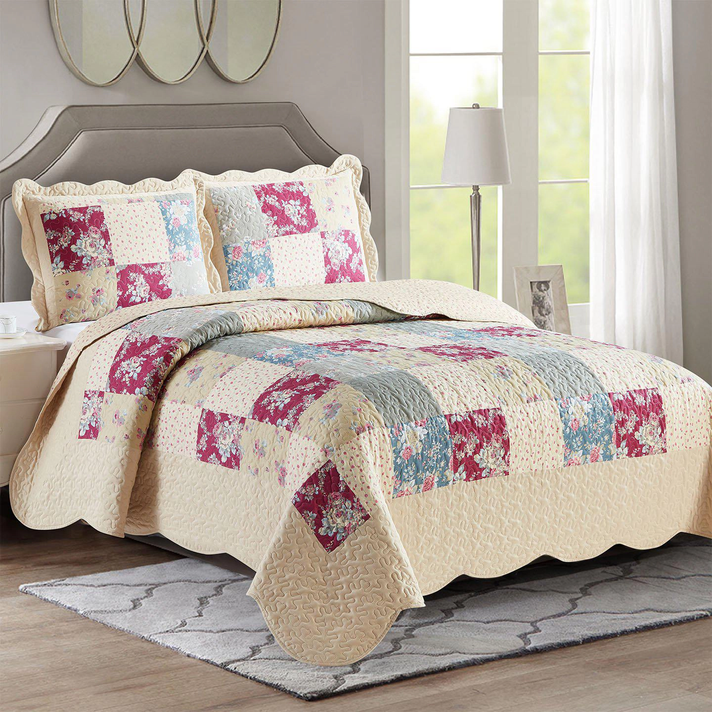 Egyptian Linens Tania Antique Mini Bedspread Quilt Set