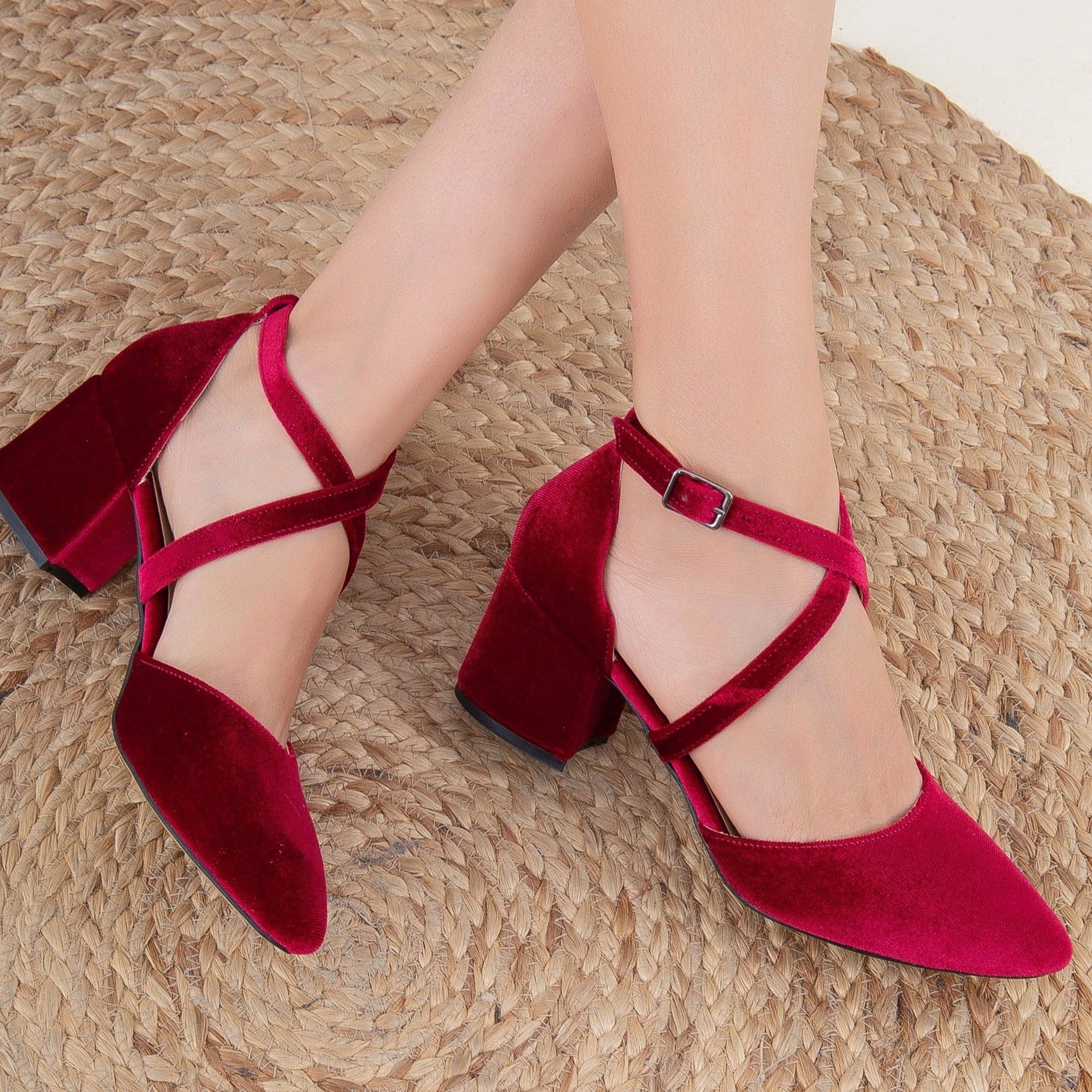 Forever & Always Womens Dolly Low Block Heel Pumps