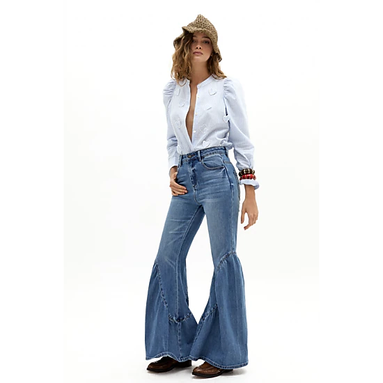 Lanhtropy Boho High-Waisted Wide Flare Denim Pants, Color: Washed