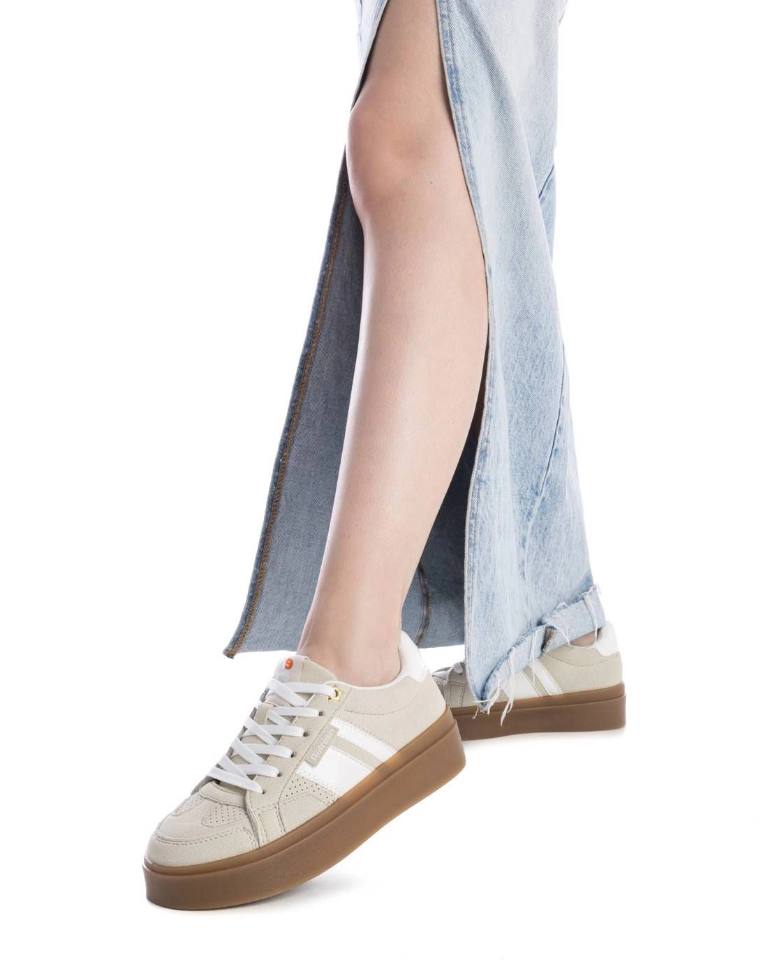 Refresh Women's Sneakers Casual Round Toe Flat Heel