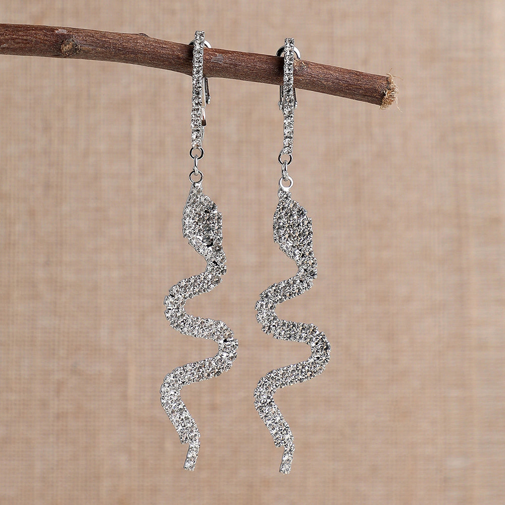 SOHI Women's Black Snake Bling Drop Earrings