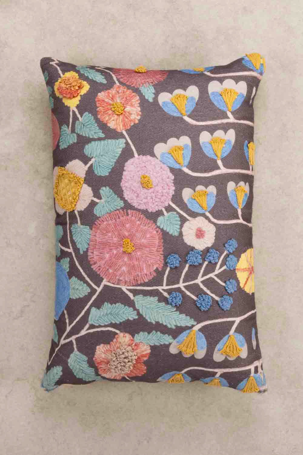 GAURI KOHLI Luxor Throw Pillow 16"x24"