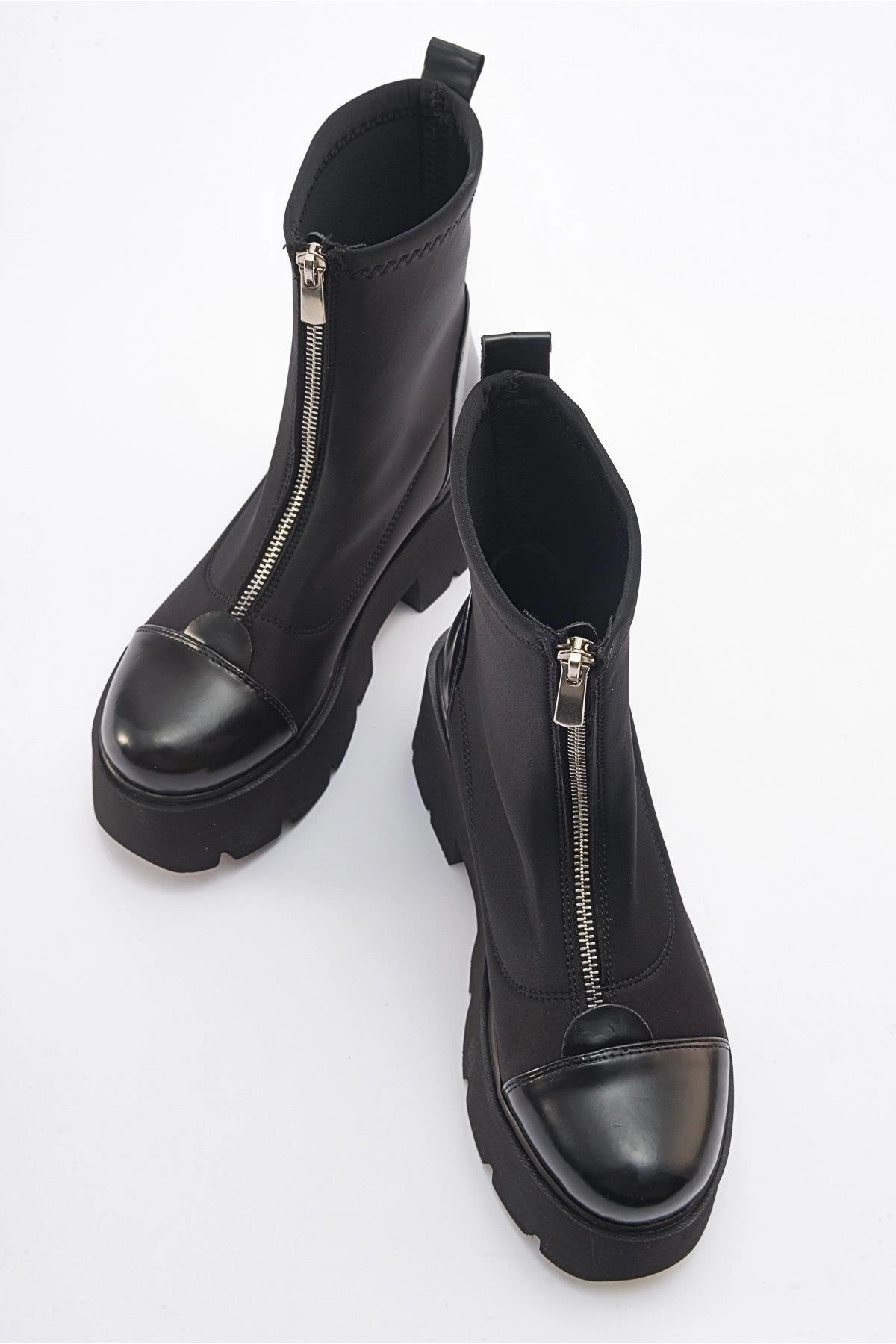Prologue Shoes Womens Bray Patent Chunky Boot