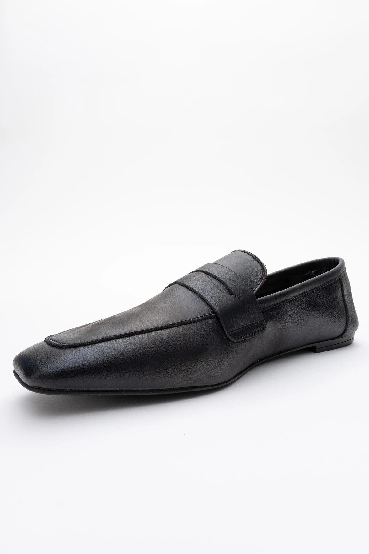 Forever & Always Womens Morne Leather Loafers