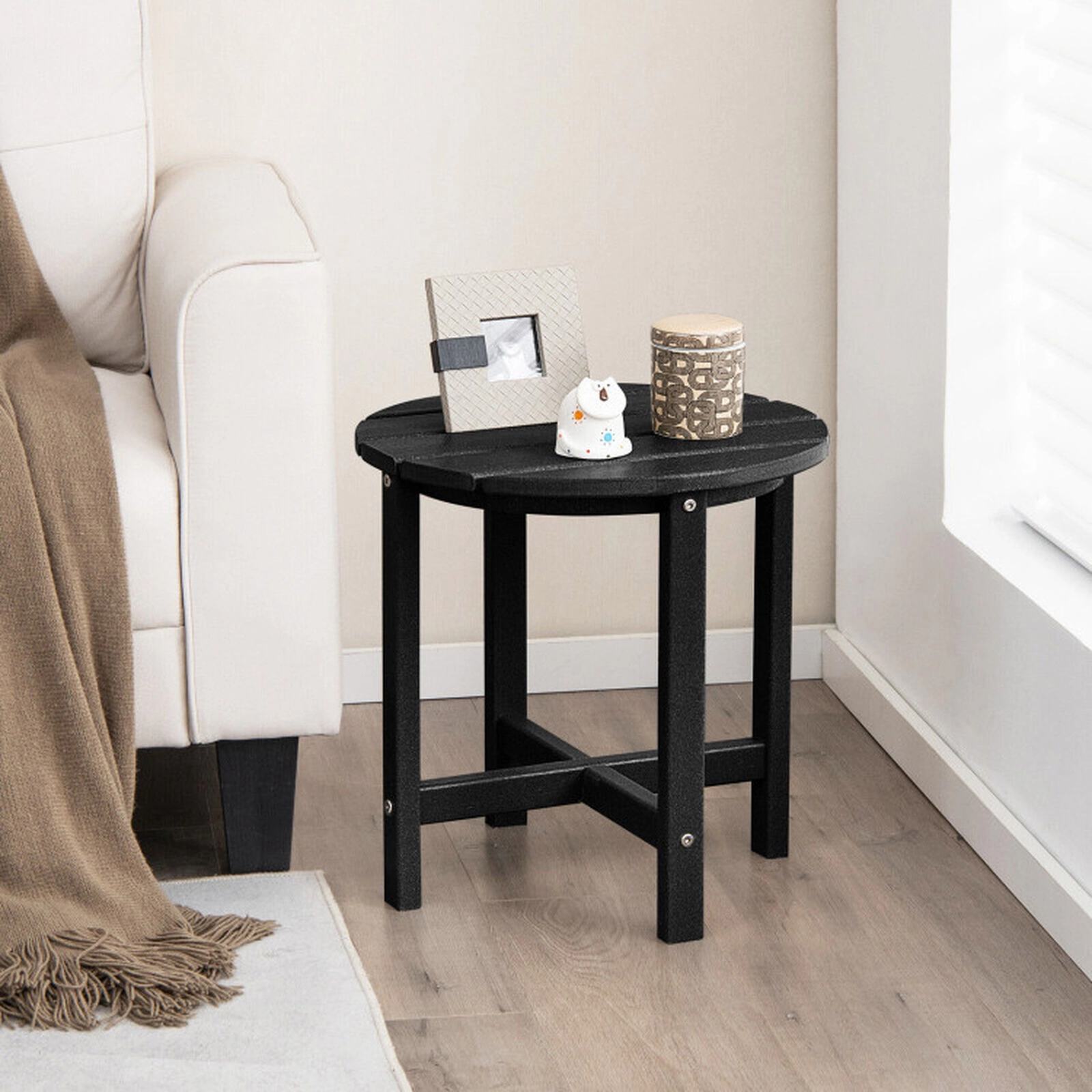 SUGIFT 18-in Round Weather-Resistant HDPE Adirondack Side Table 110-lb Capacity 18-in Tall Single Table Black
