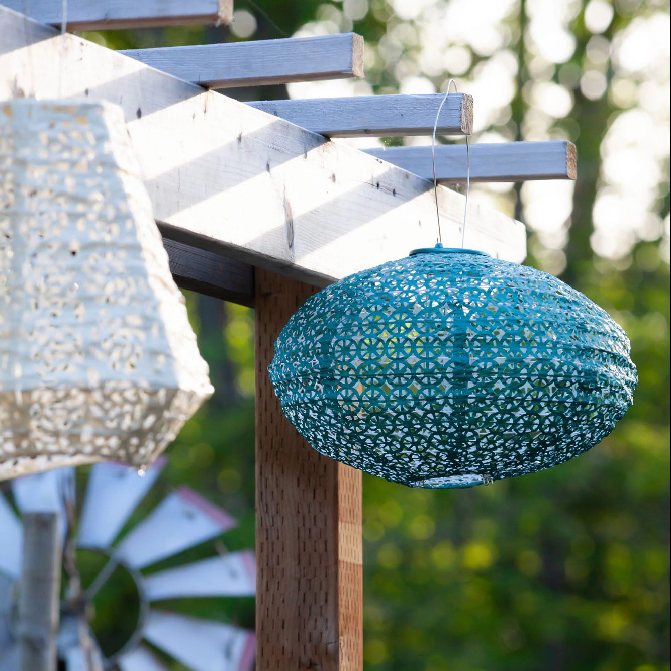 Allsop Home & Garden Soji Stella Oval 14 Solar Lantern