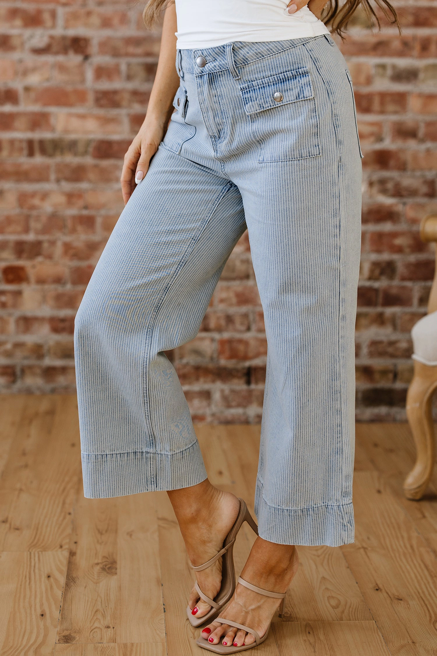Threaded Pear Women's Eve Hem Wide Leg Jeans