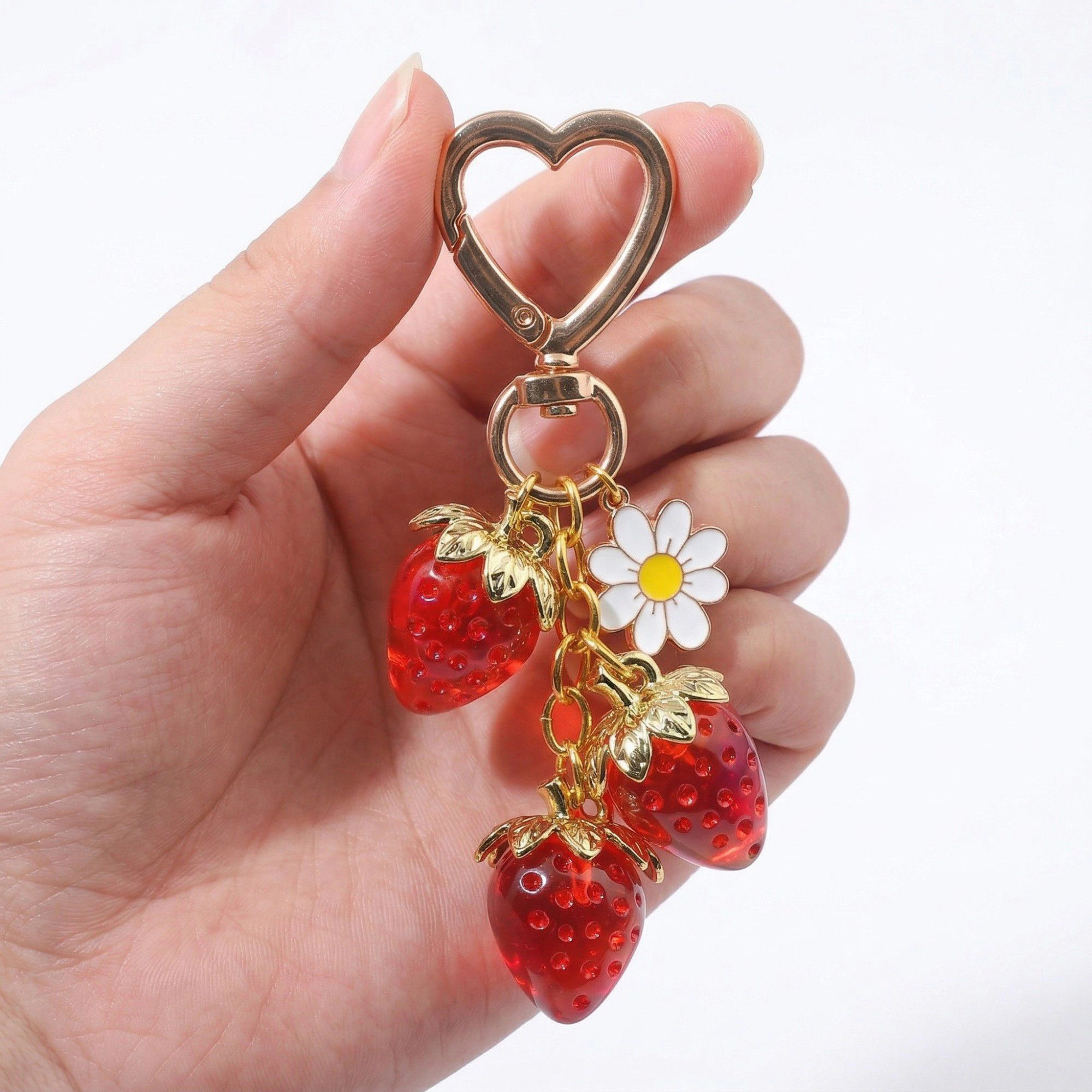Alilang Women's Strawberry Charm Keychain with Daisy Pendant and Heart Clip Decorative Bag Charm Accessory