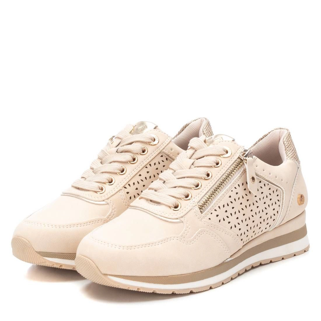 XTI Women's Lace-Up Sneakers