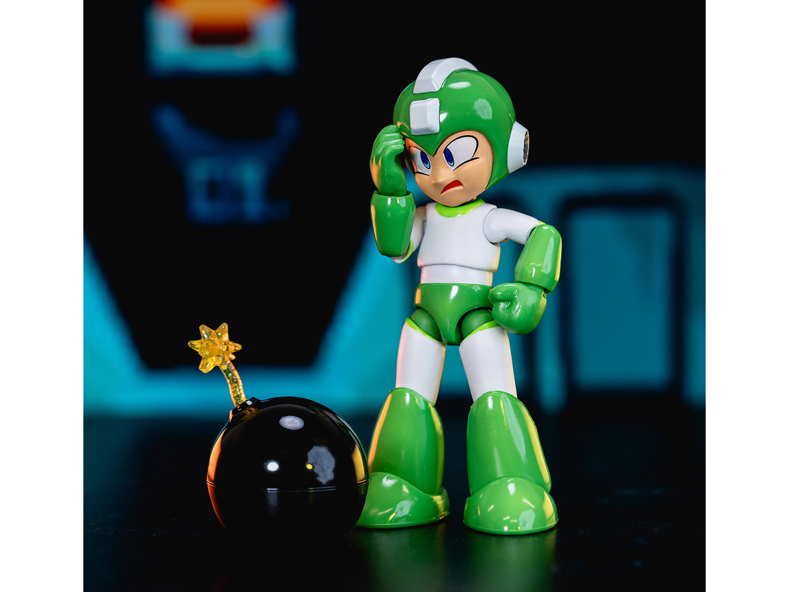 Jada Hyper Bomb 4.5" Moveable Figure with Accessories and Alternate Head and Hands "Mega Man" (1987) Video