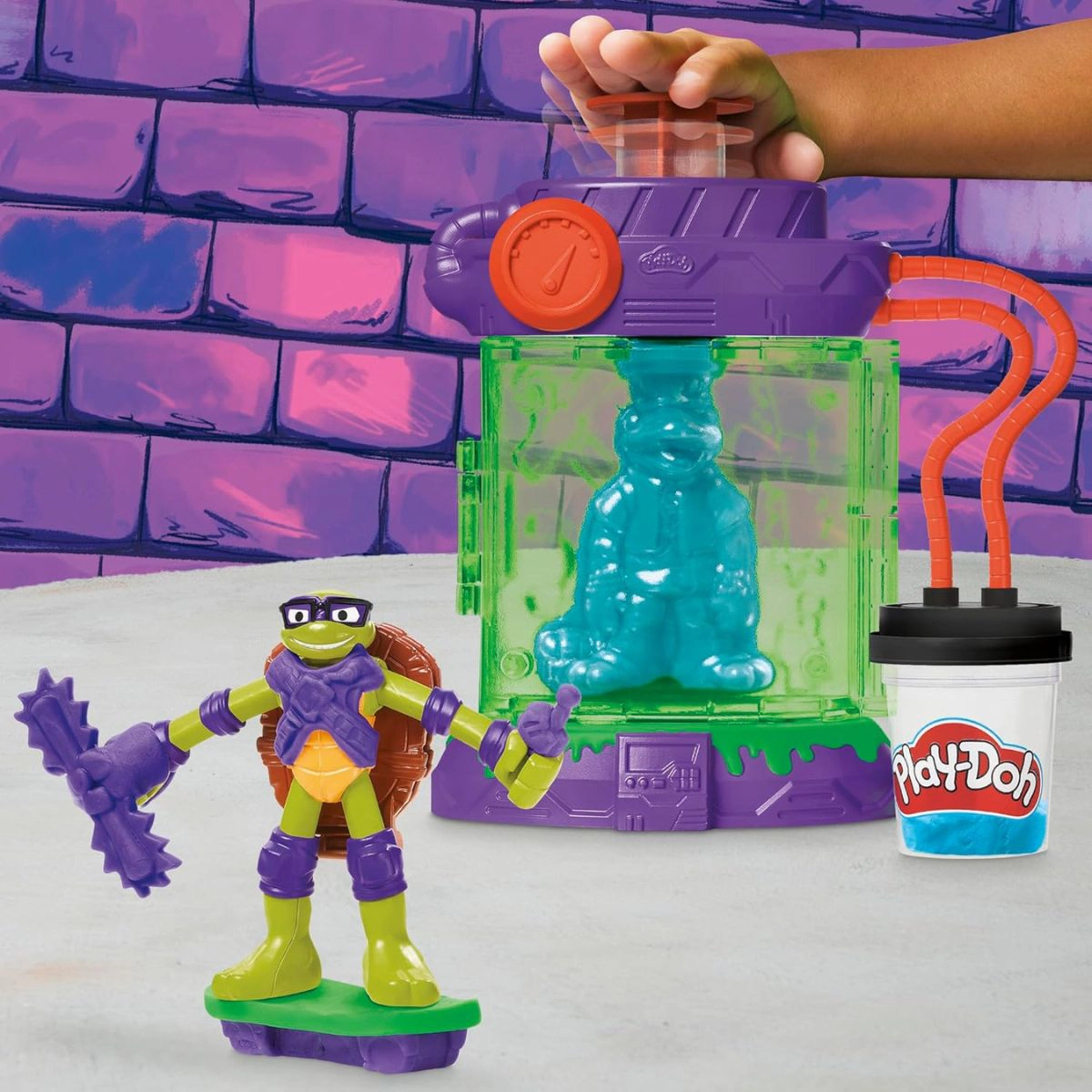 Play-Doh Teenage Mutant Ninja Turtles Mutation Station Playset with Donatello Figure