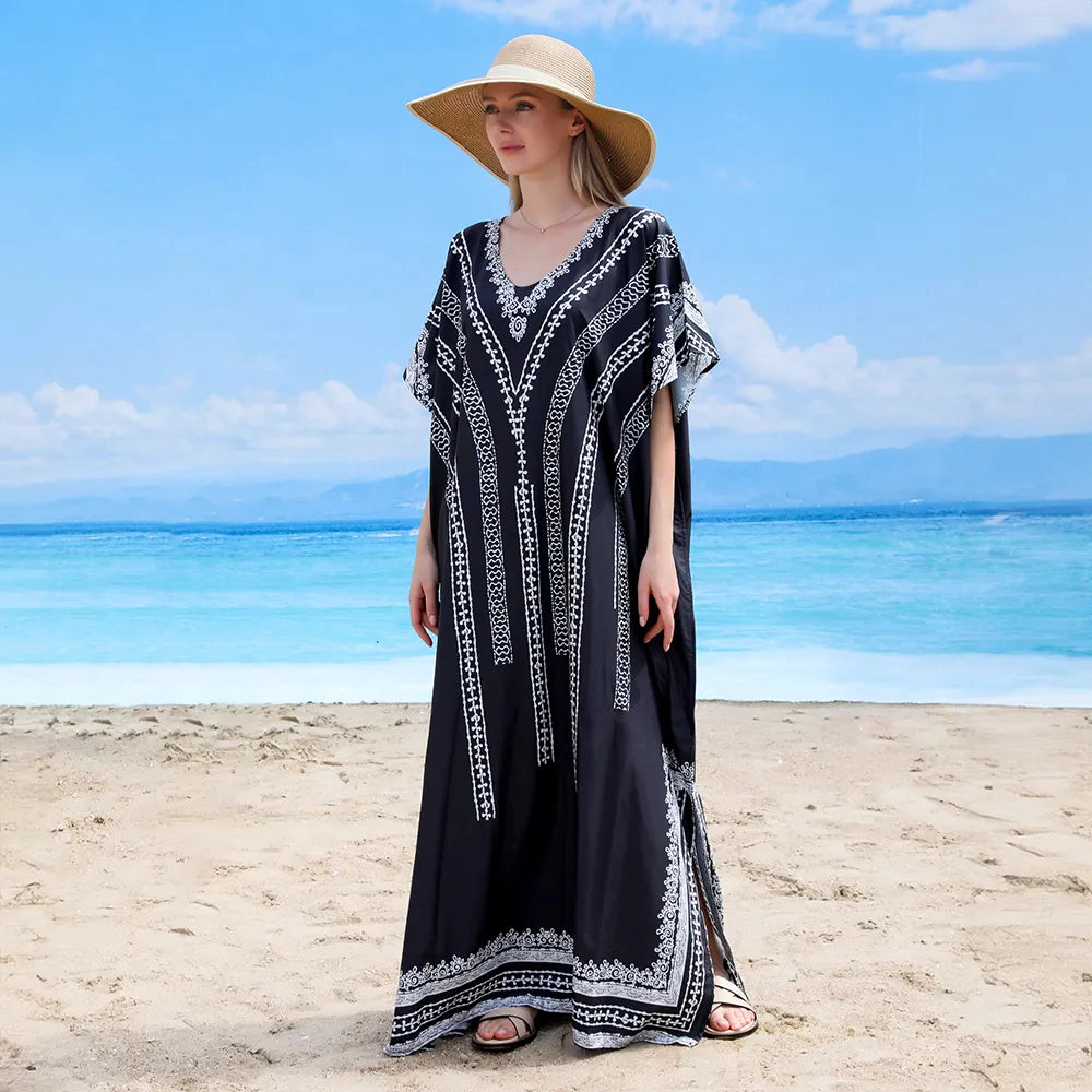 Youzey Women's Moroccan Dream Black and White Maxi Dress