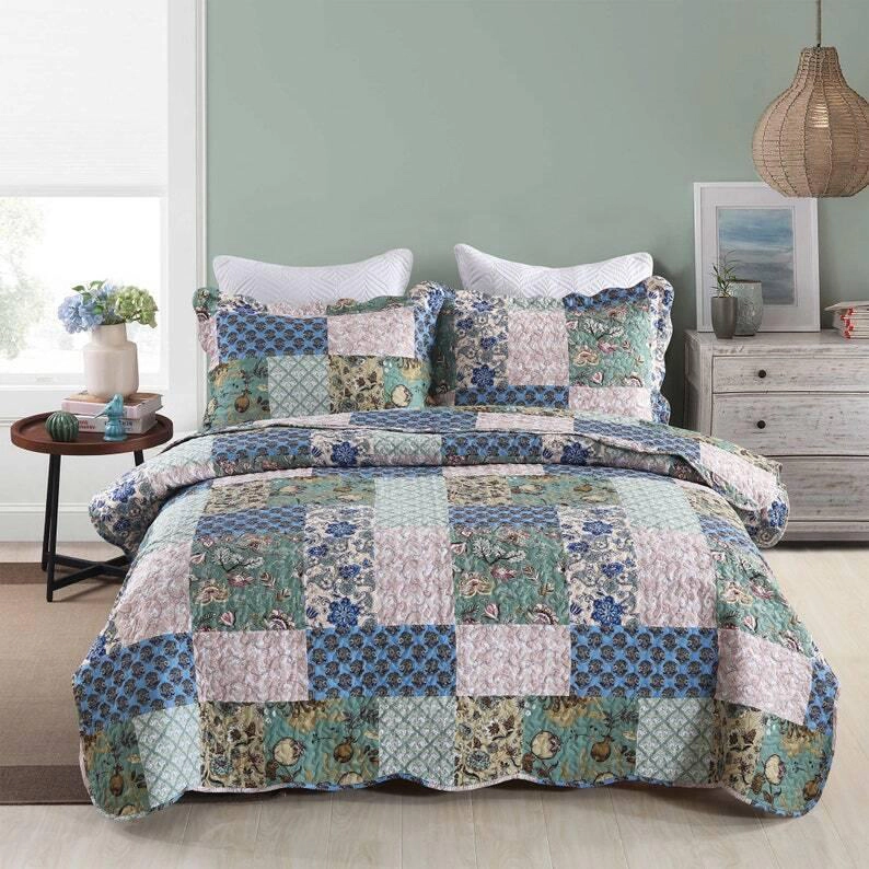 MarCielo 3 Piece Floral Quilt Set – Lightweight Bedspread Set