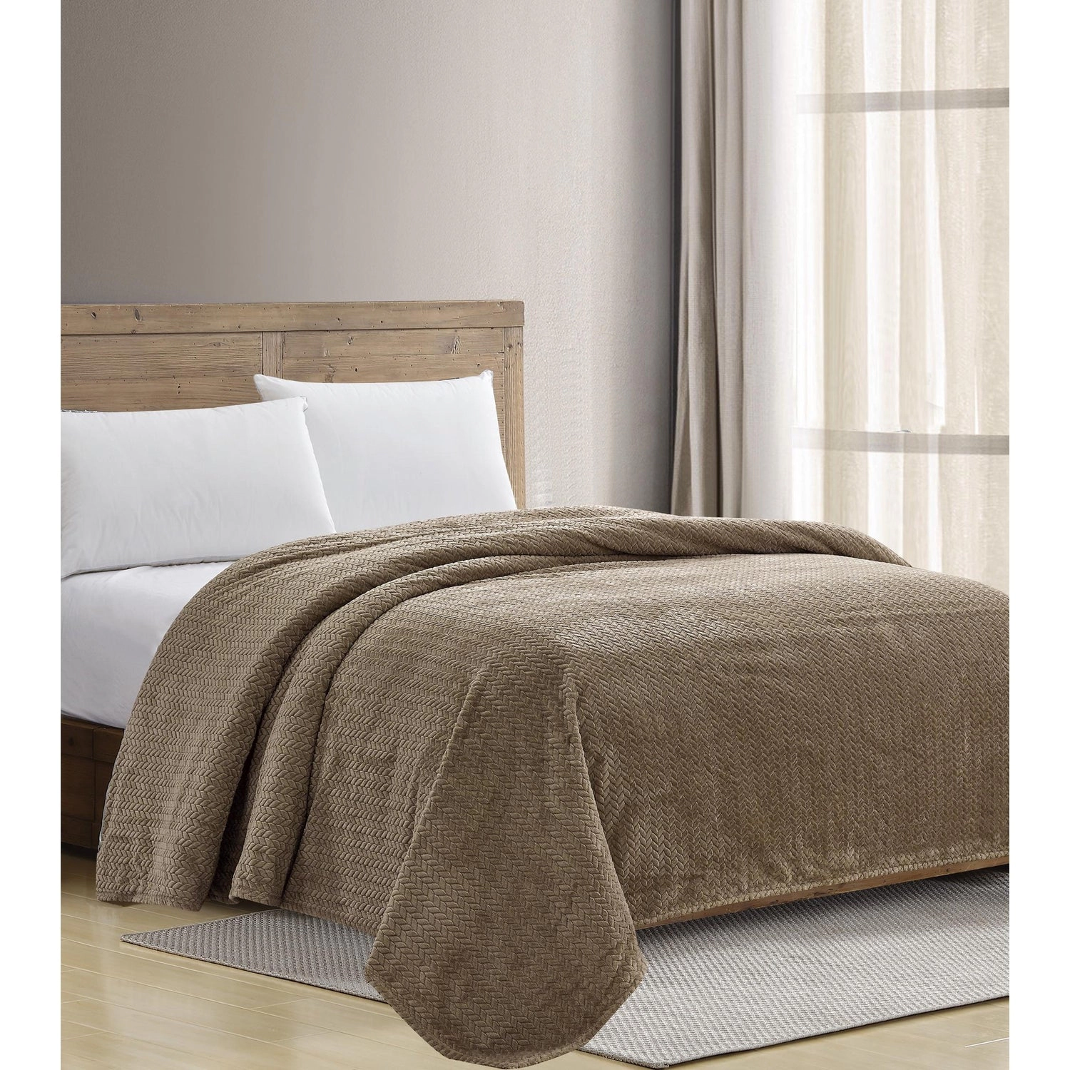 Chevron Reversible and Comfortable Braided Oversized Plush All Season Blanket, Queen, Taupe