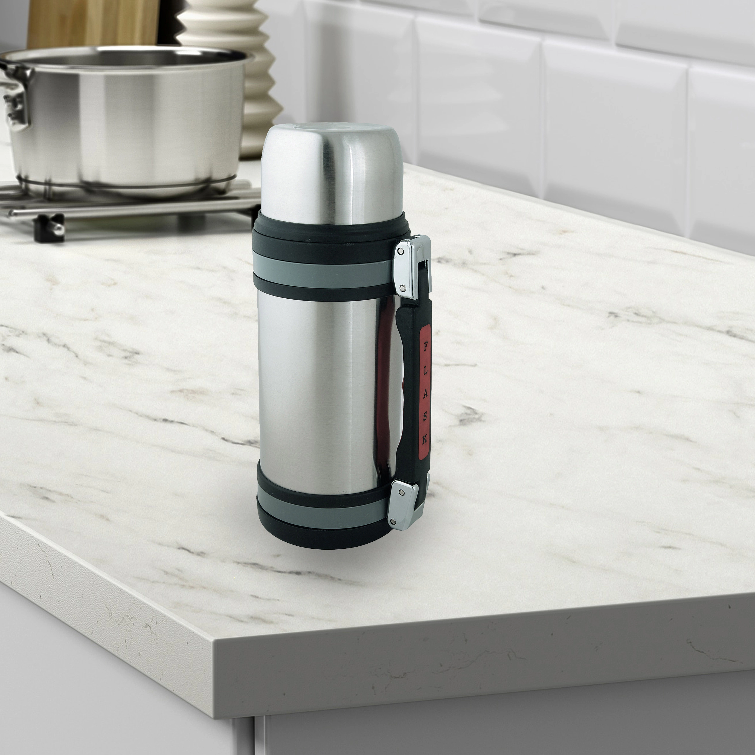 Brentwoo 1.2L Vacuum S/S Bottle With Handle