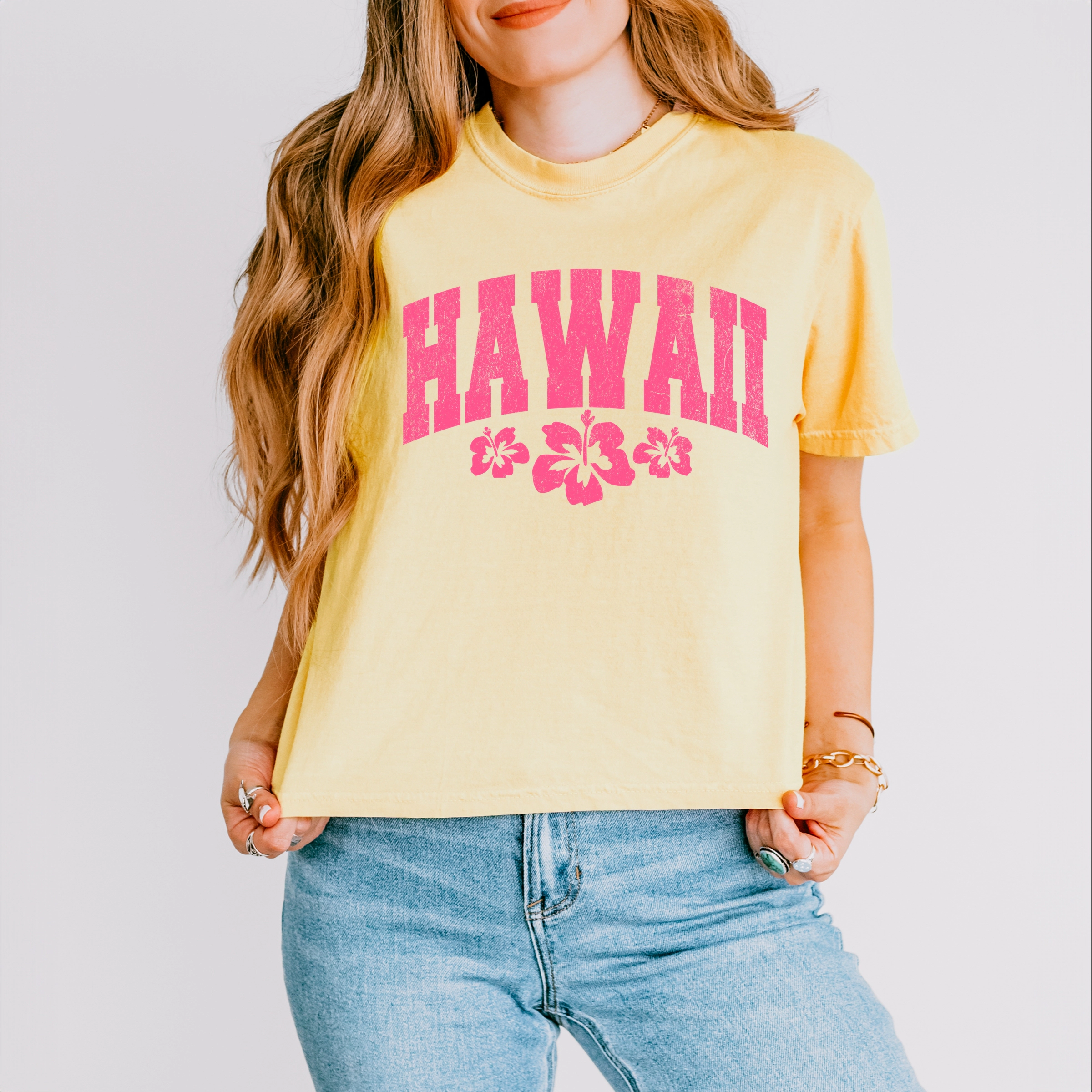 Simply Sage Market - Hawaii Varsity Grunge Women's Boxy Crop Top Graphic T-Shirt