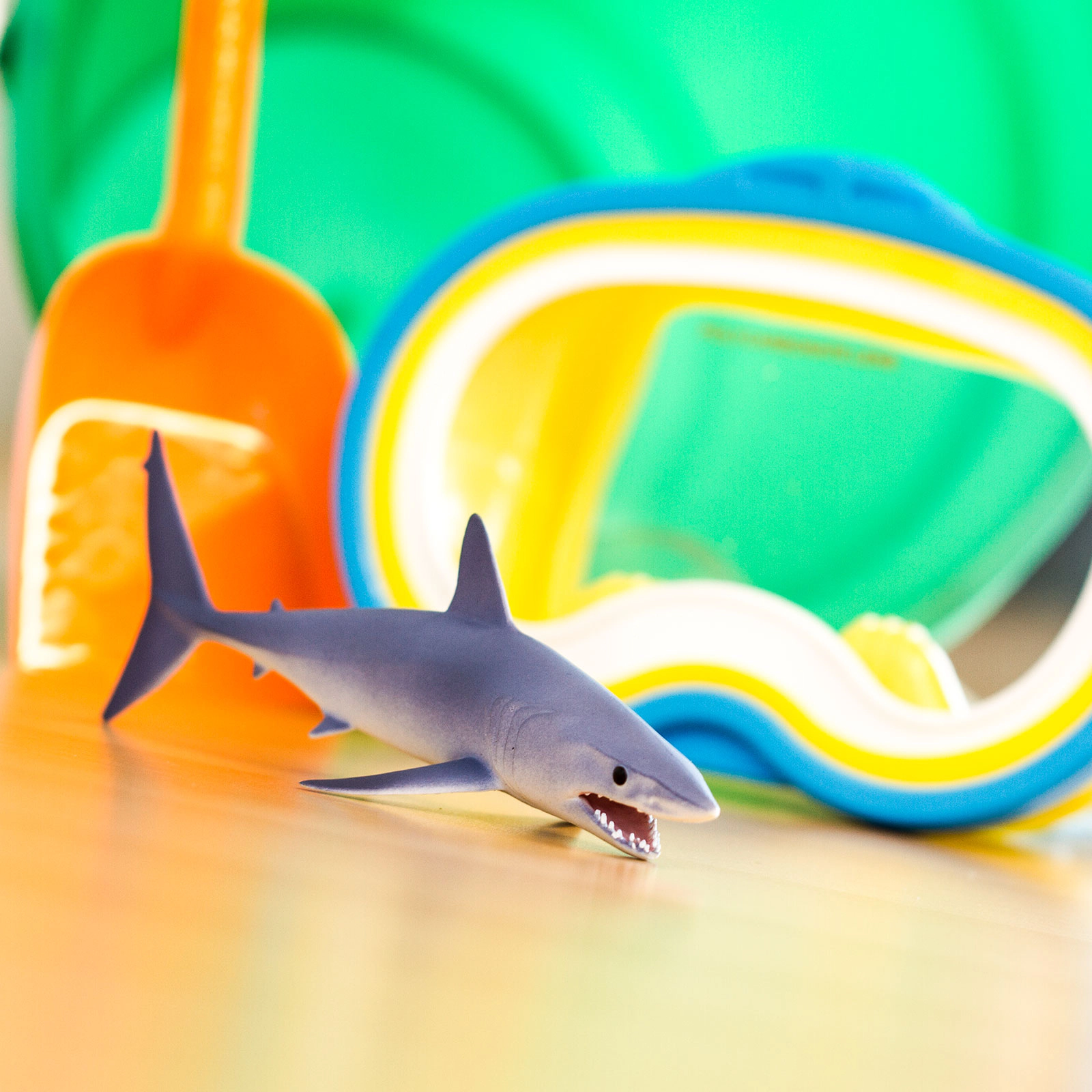 Safari Ltd. - Mako Shark Kids Toy Figure