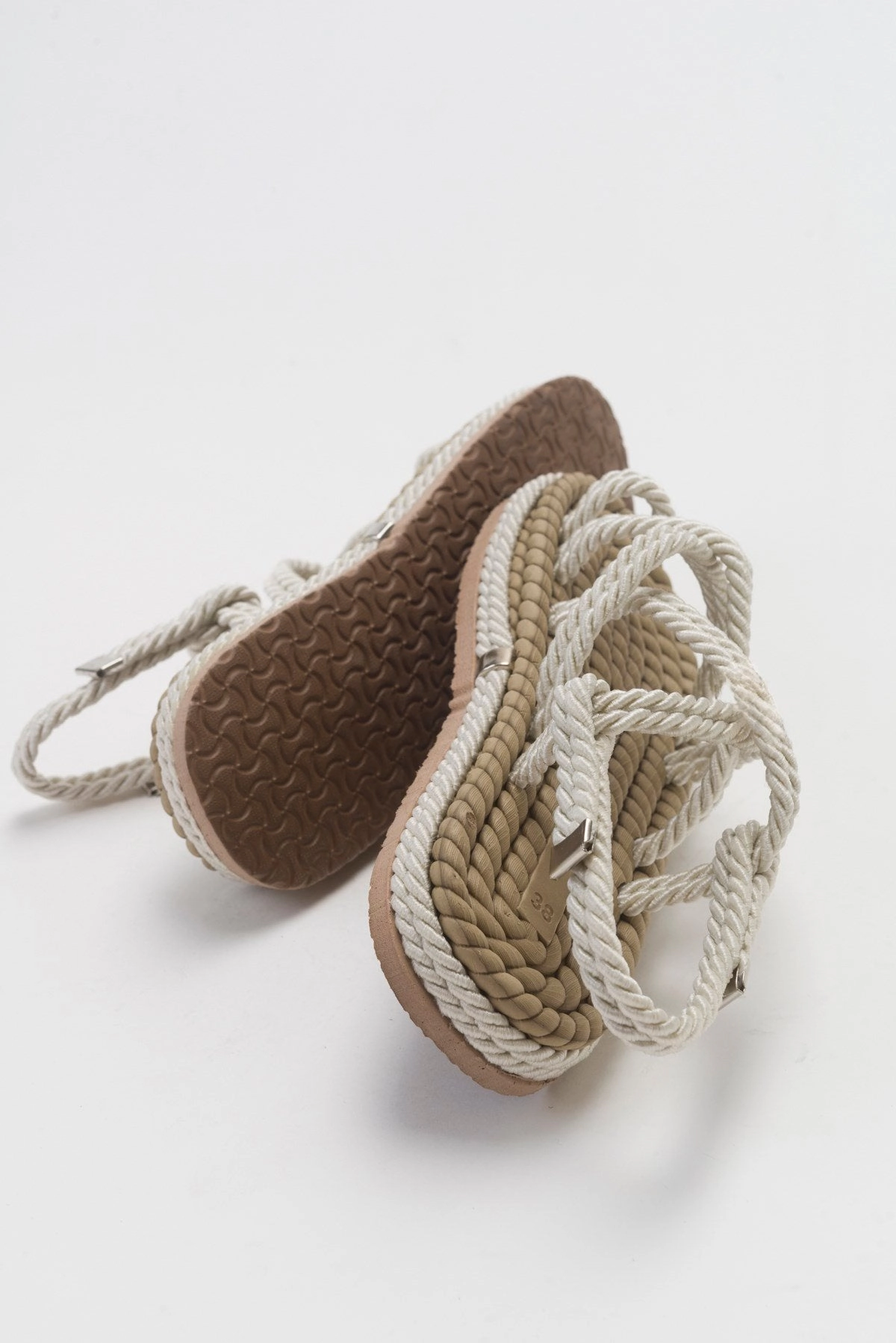 Prologue Shoes Womens Poma Flat Sandal