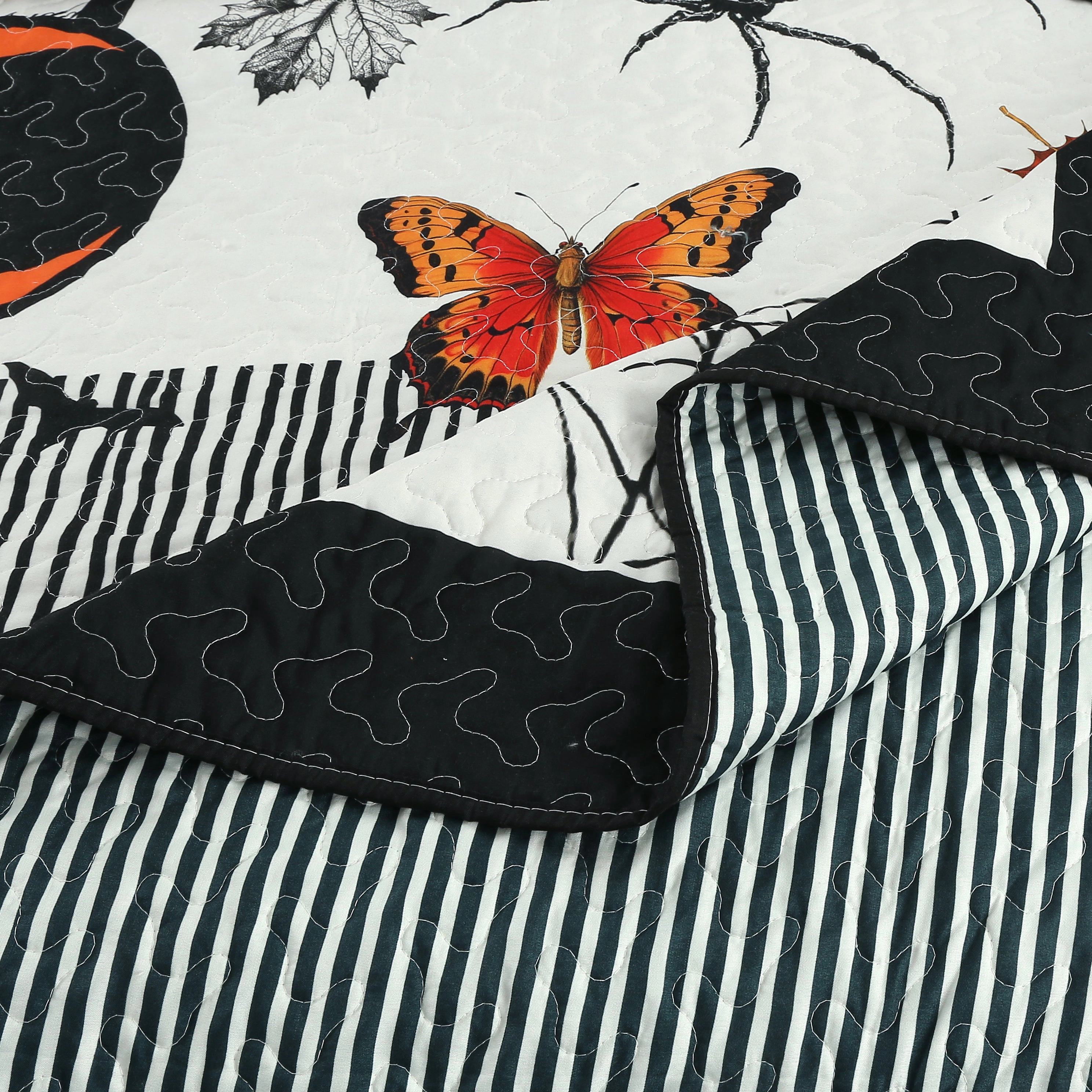 MarCielo 3 Piece Halloween Quilt Set - Skull & Pumpkin Print Bedspread