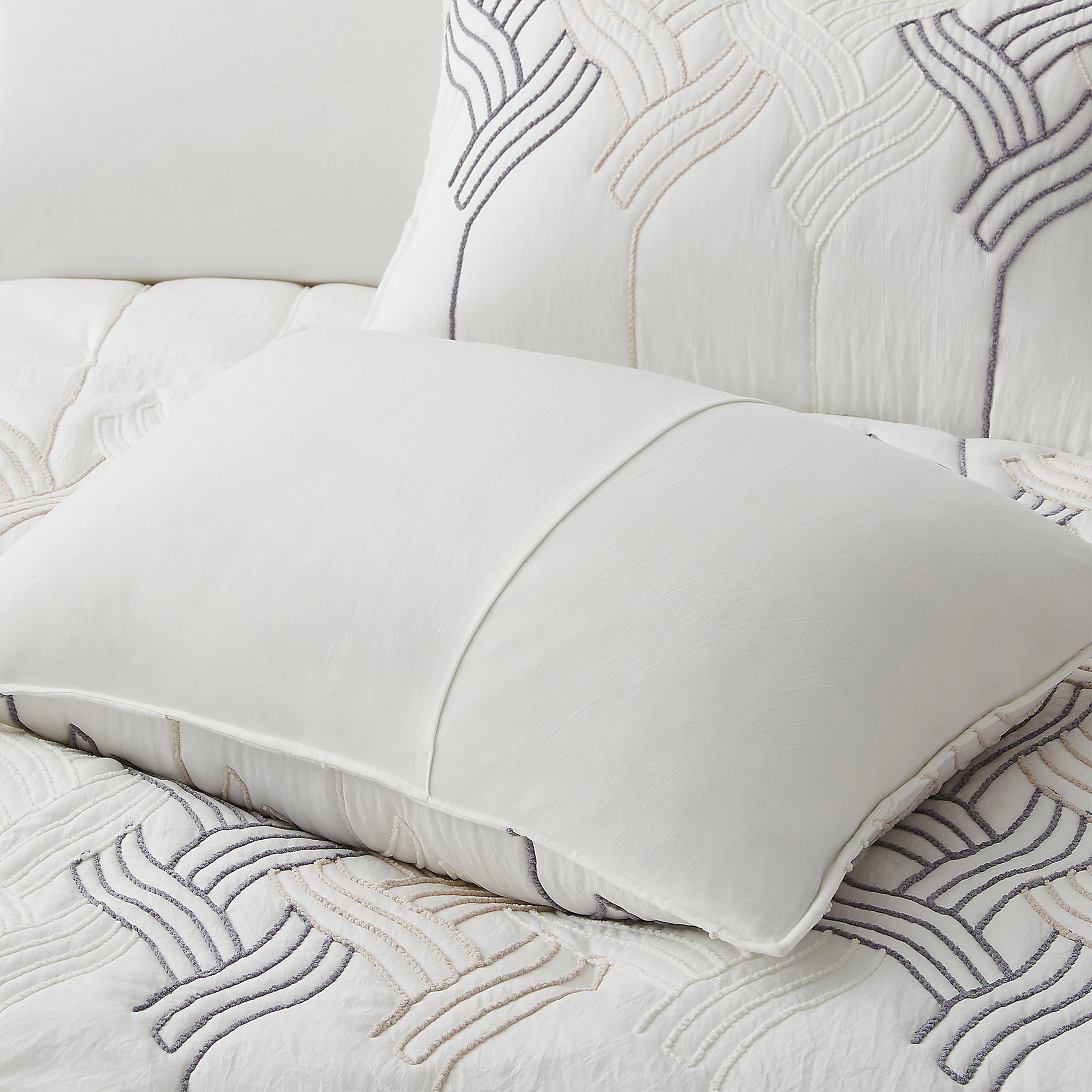 Unikome All Season Rope Embroidery Comforter Set, Elegant Quilted Down Alternative Bedding Set