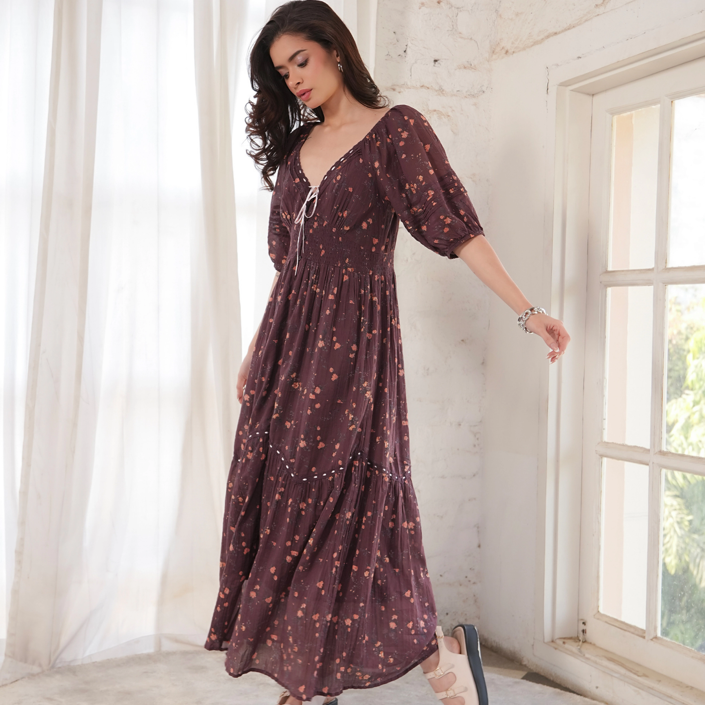 Rose & Nancy Women's Eloise Burgundy Floral Cotton Crinkle Midi Dress