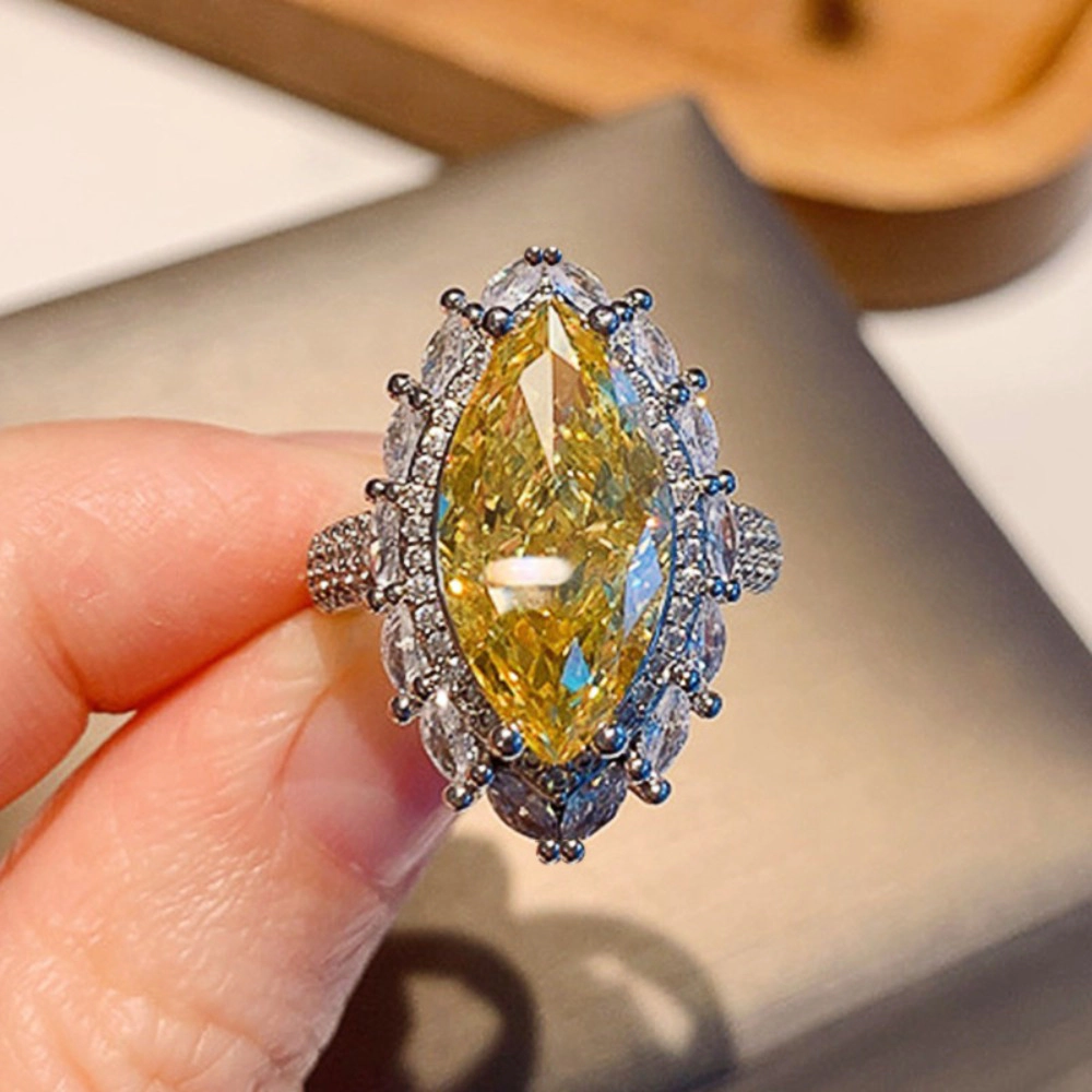 Exquisite Olive Shaped Marquise Luxury Crystal Yellow Zircon Ring