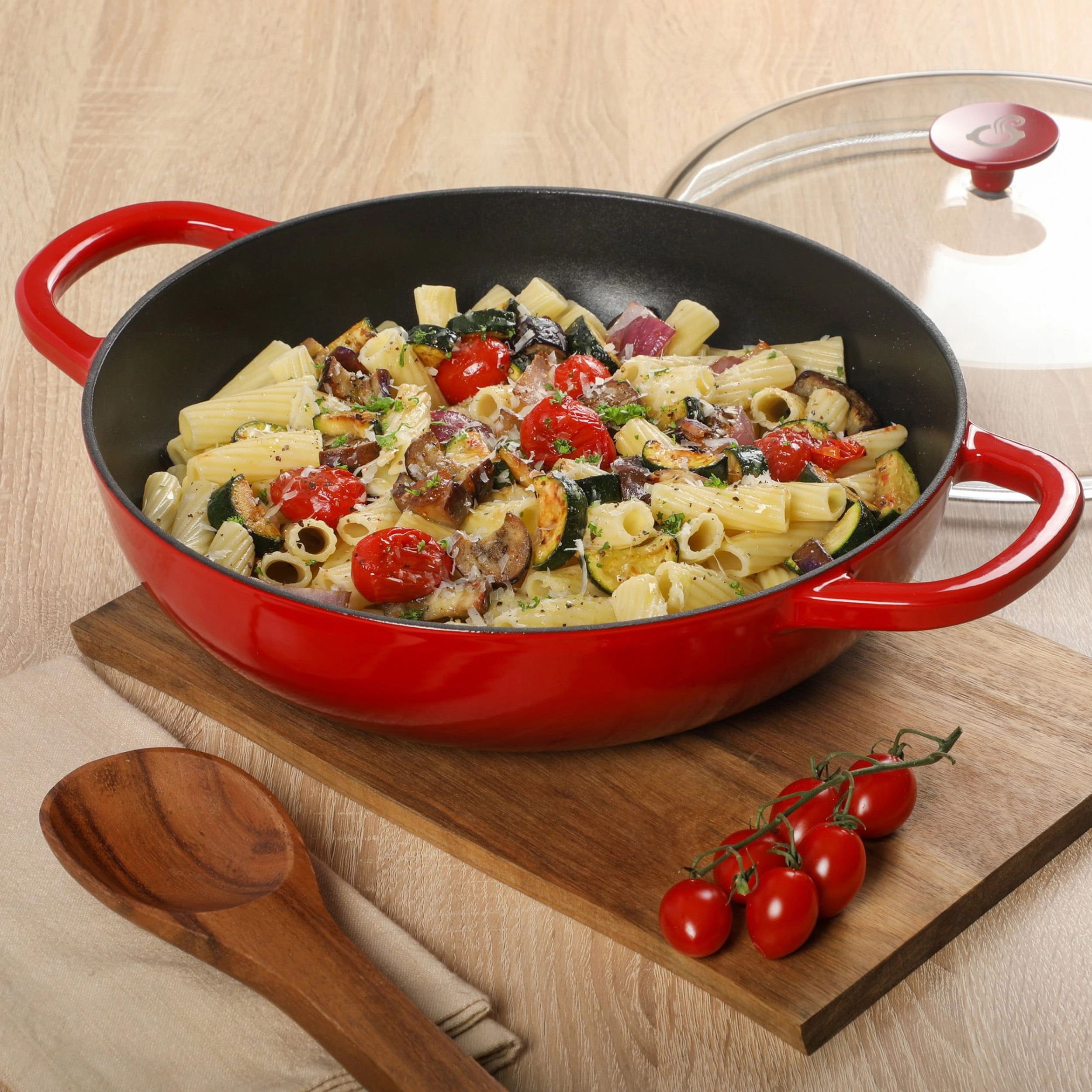 Crock Pot 5 Quart Enameled Cast Iron Multi-Use Everday Pan With Borosilicate Lid in Red
