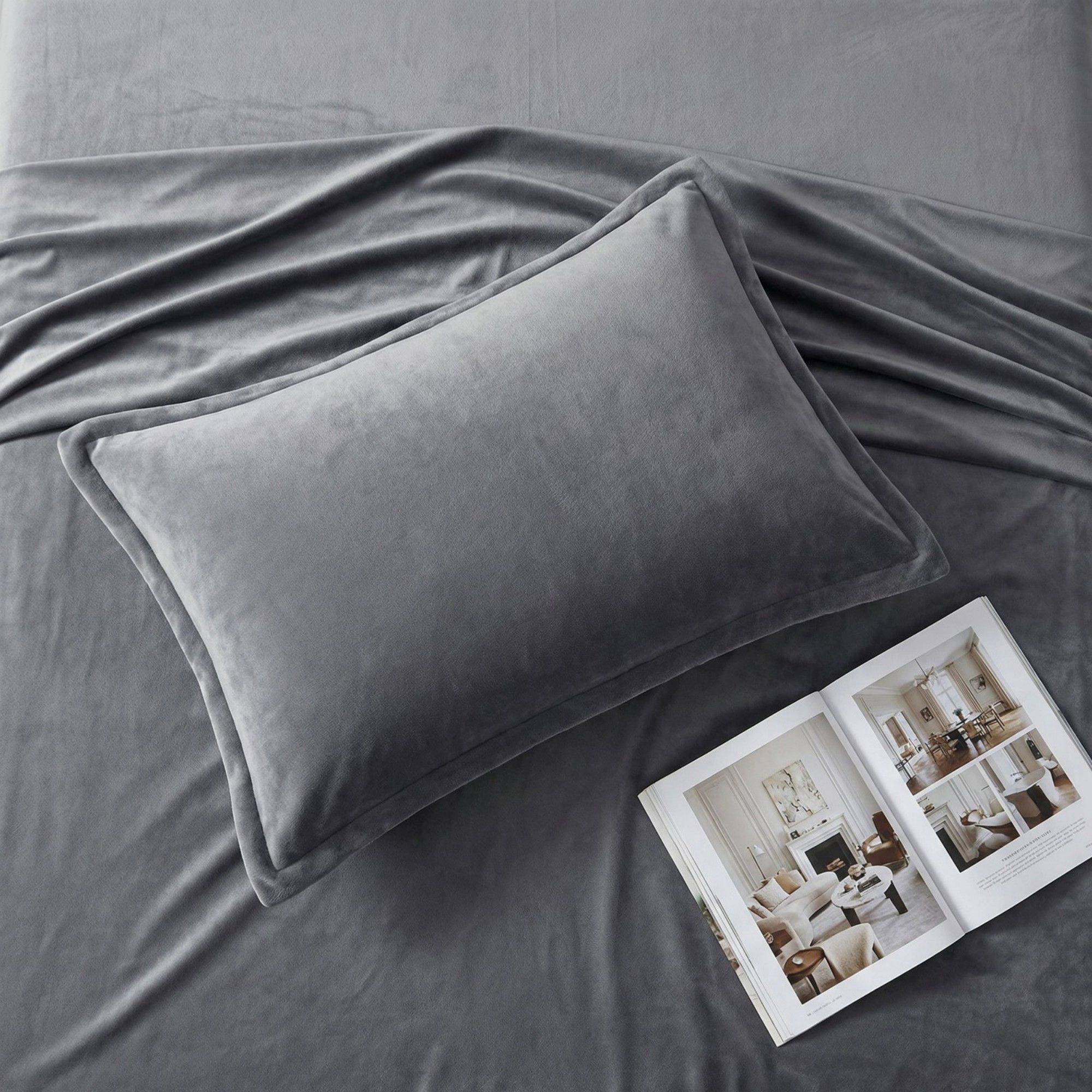 Alilang Unisex 2-Pack Solid Pillowcases with Envelope Closure Decorative Sleep Cover Set 18.9x29in