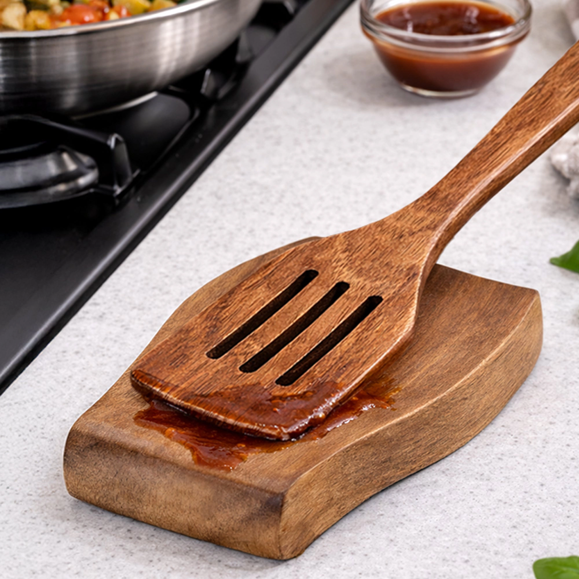 Cheer Collection Teak Wood Spoon Rest with Non-Slip Base