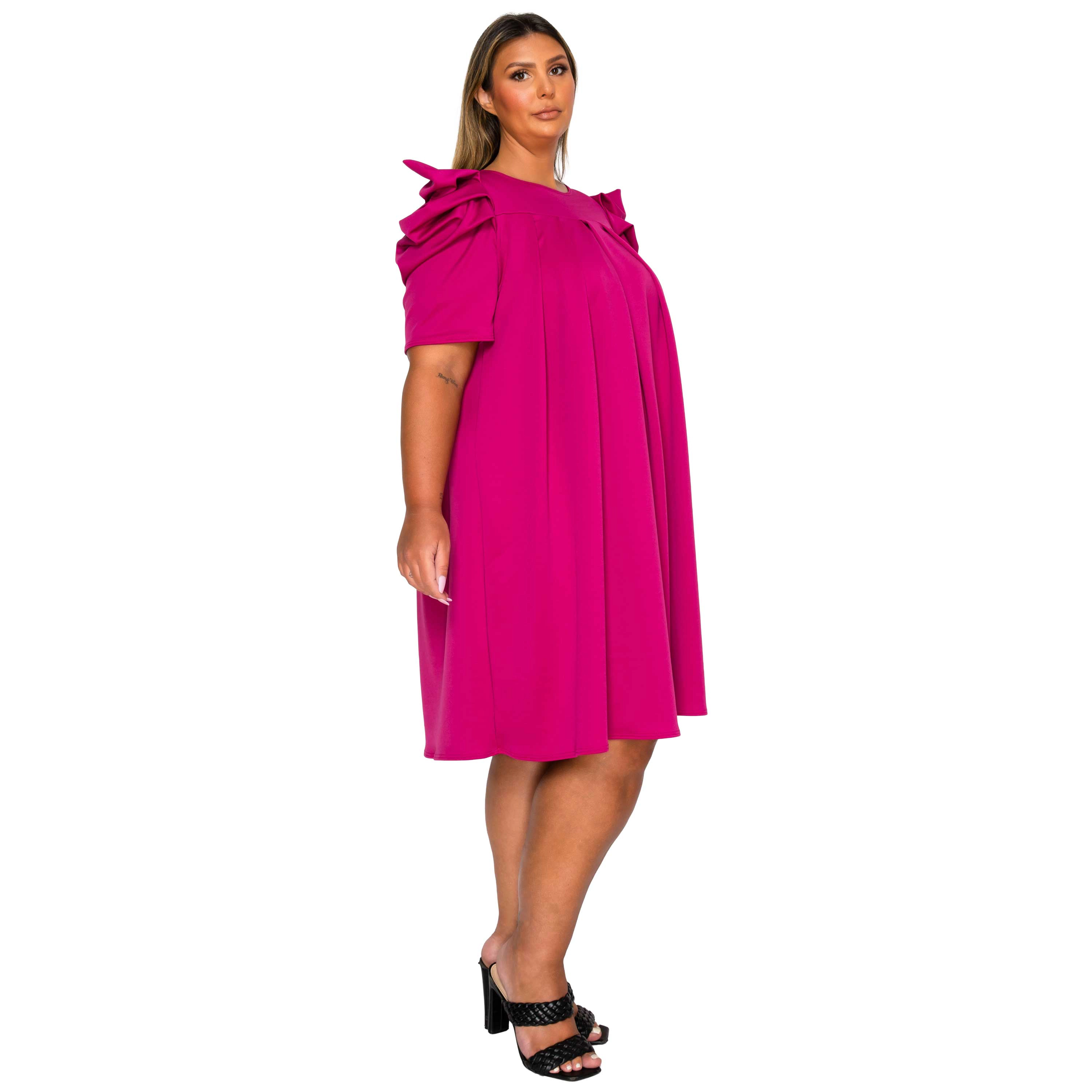 L I V D Women's Plus Zaya Pleated Swing Dress