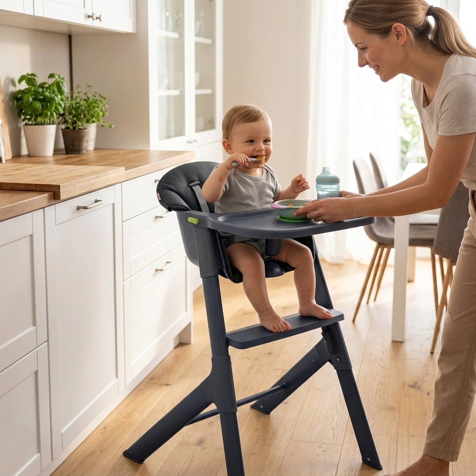 3-in-1 Washable Portable Baby High Chair Carry Handle 2-Level Tray Built-In Footrest Indoor and Outdoor Use Grey