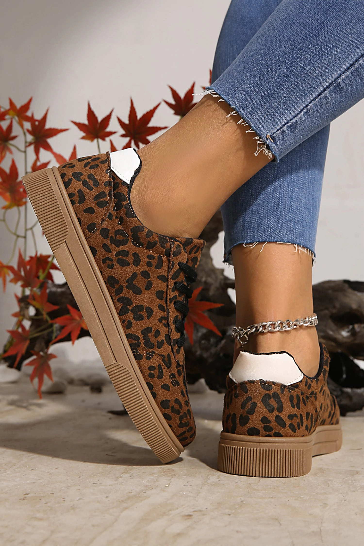 Threaded Pear Women's Emiliana Tab Patchwork Laceup Shoes