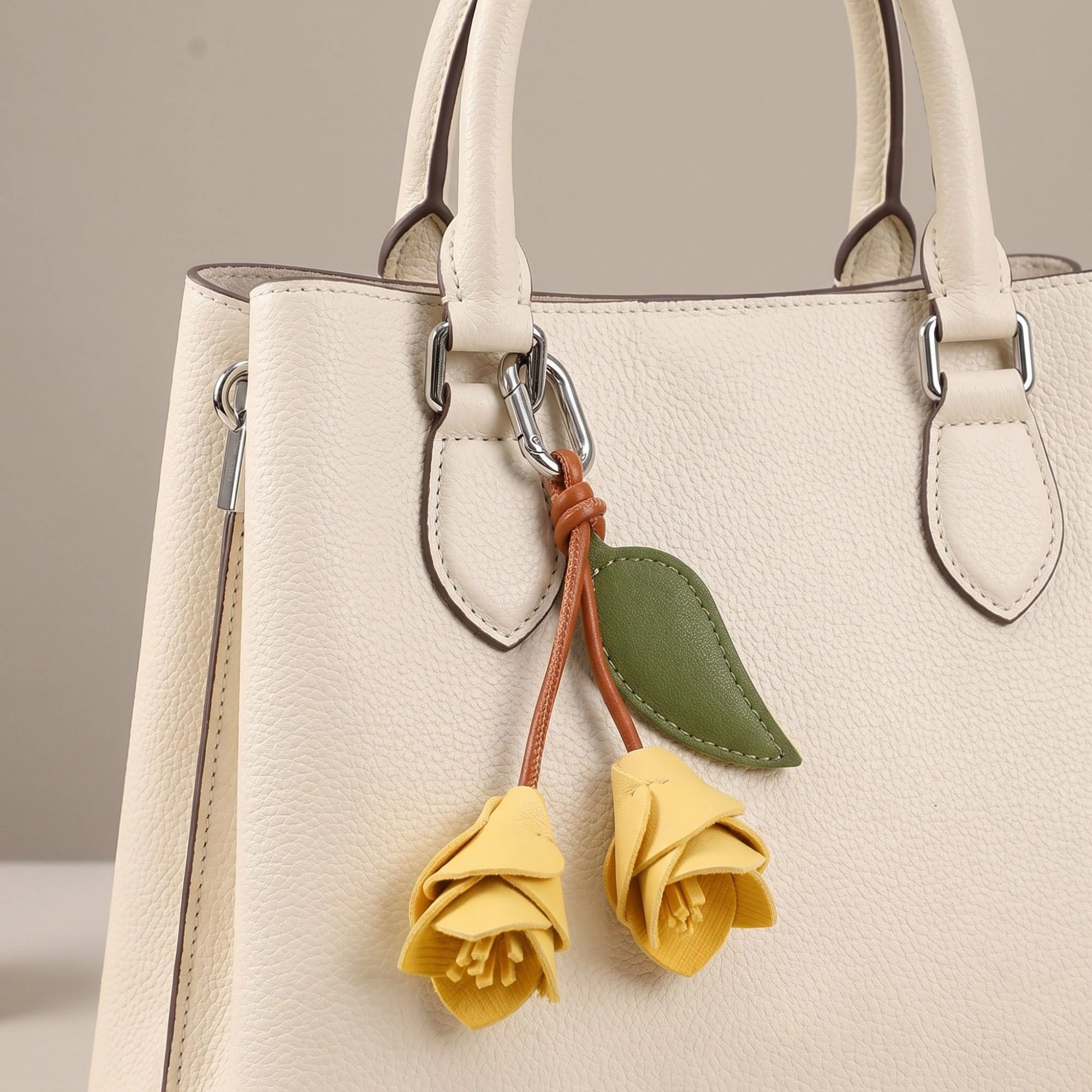 Alilang Women's Floral Bag Charm with Leaf Accent and Silver Tone Clip