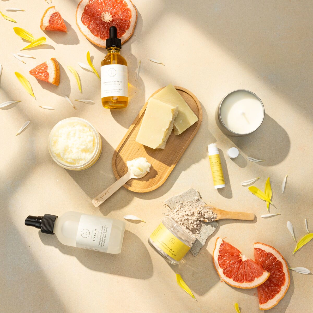 Lizush Citrus Holiday Spa Gift Box - Handmade Natural Bath and Body Set, Grapefruit Oil and Scrub