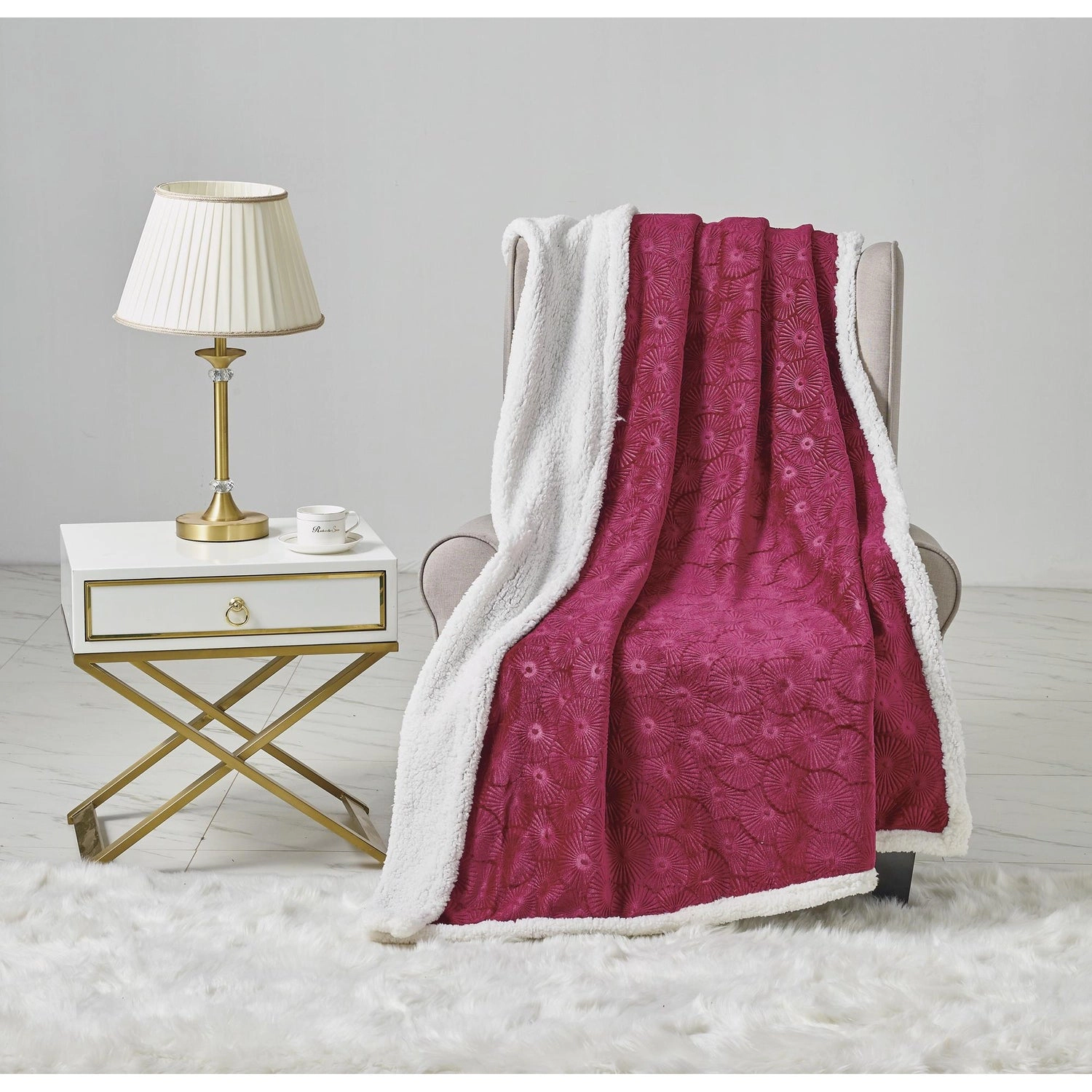 Louvre Plush All Season 50"x60" Sherpa Burgundy Throw